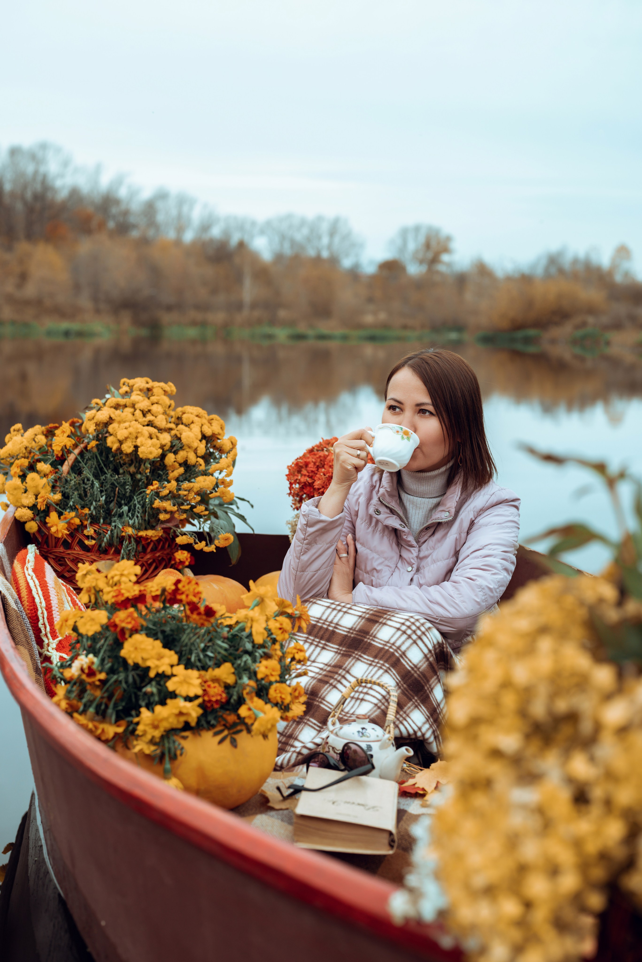 Фотопроект с осенней лодкой. Фотограф в городе Салават
