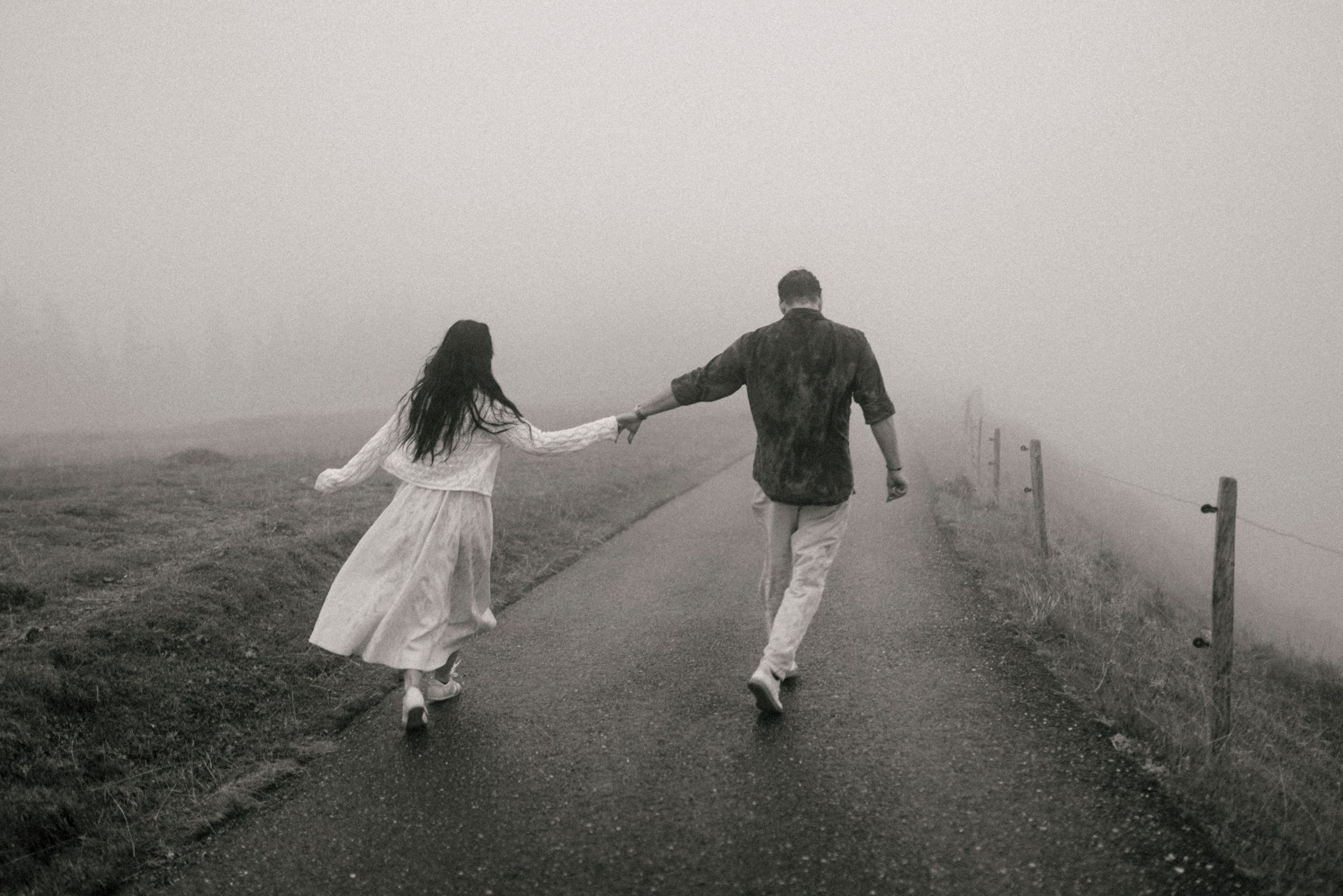 Emily + Casey. Polina Sobol — family & documentary photographer in Bern. Outdoor & urban photo sessions for families, kids and couples