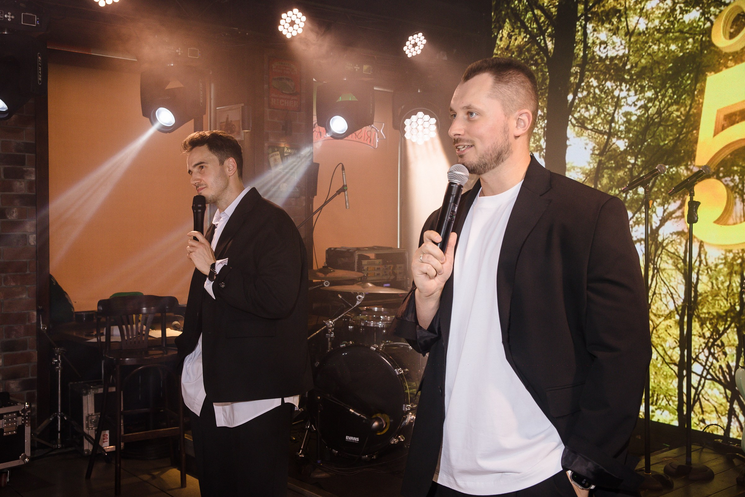 Репортажная съёмка. Свадебный фотограф в Иваново Гитарина Черняева