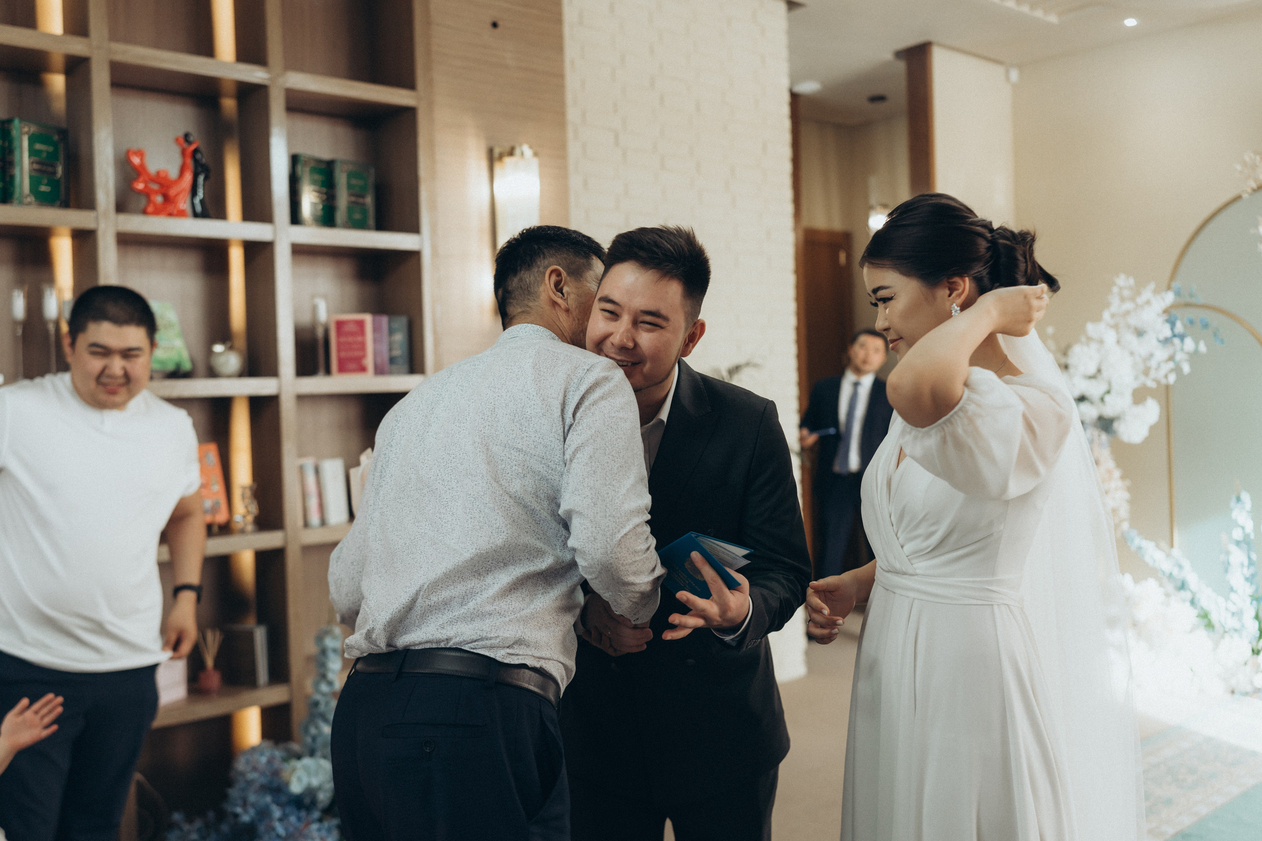 ЗАГС (роспись Хабиба и Багжан). Крис Богомазова