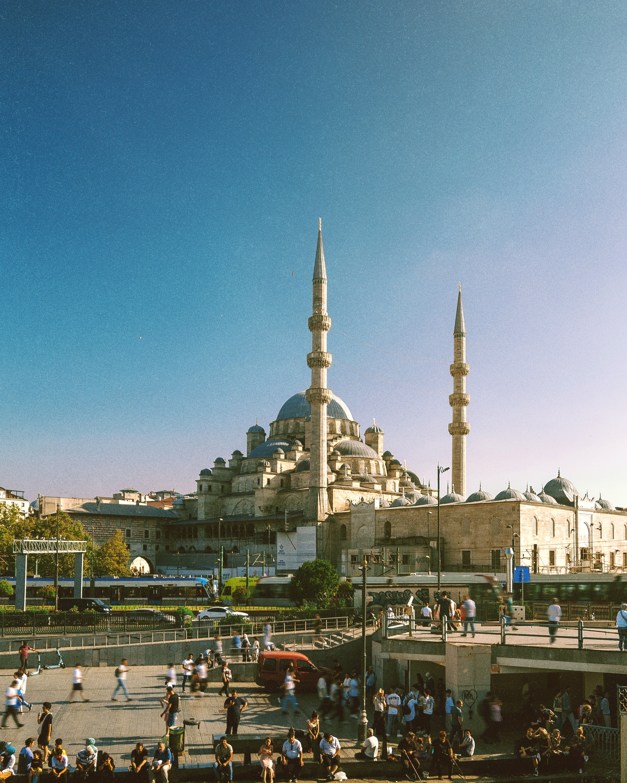 C i t i e s. Your photographer