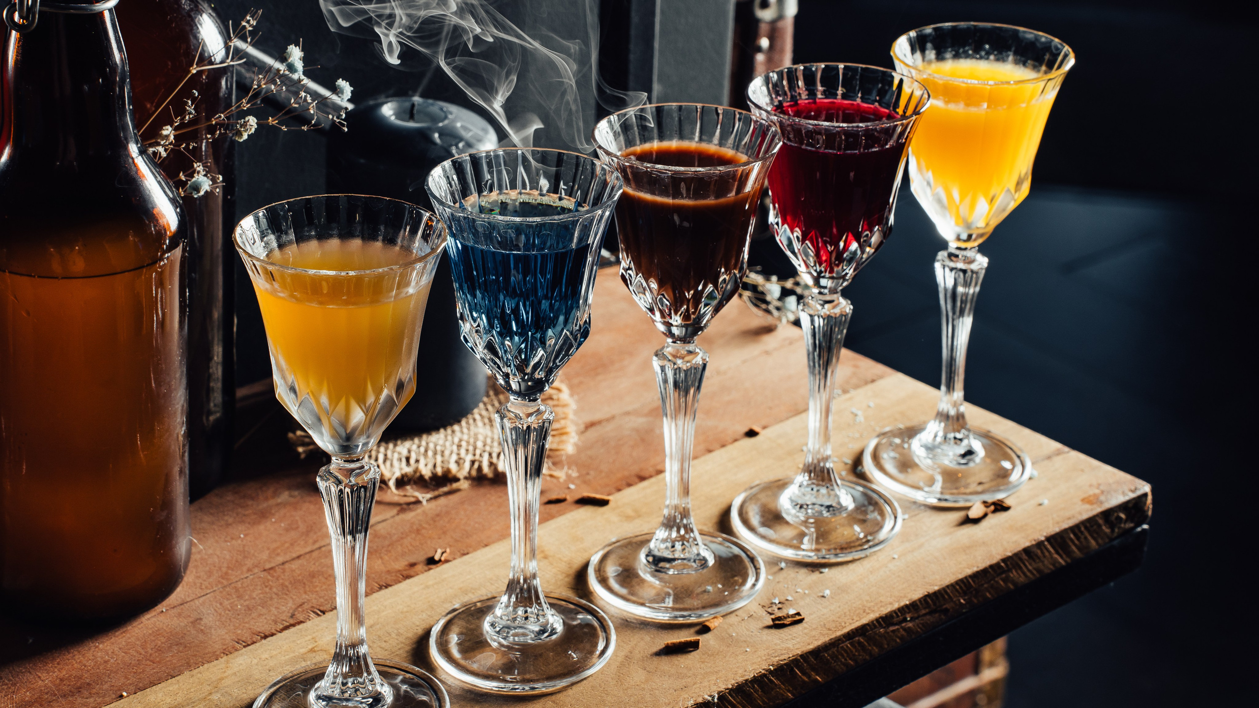 Фуд-фотограф и фуд-стилист в Санкт-Петербурге Алексей Юстин