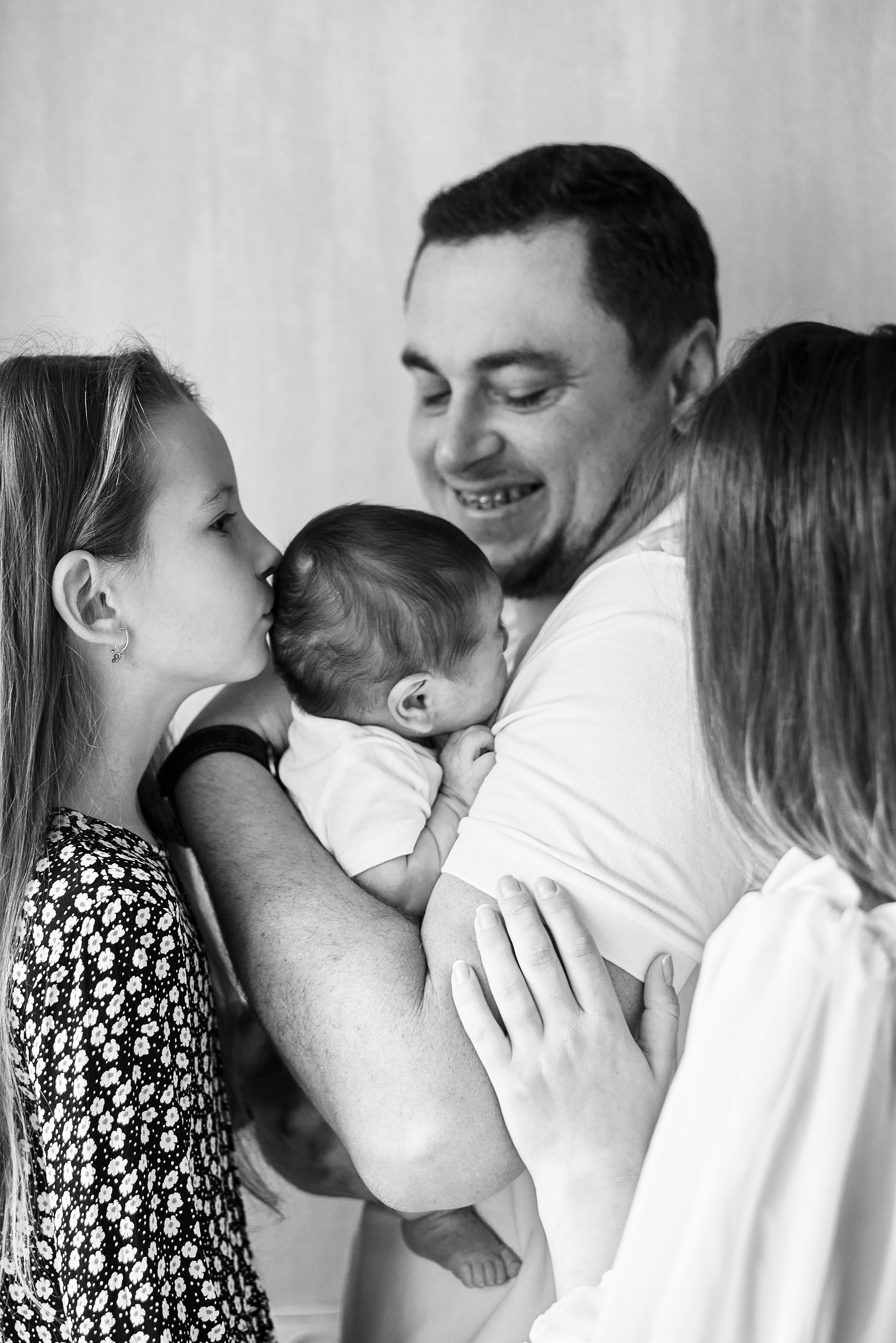 Семейная фотосессия с новорожденным Александр. Семейный фотограф в Южно-Сахалинске Анастасия Лимарева