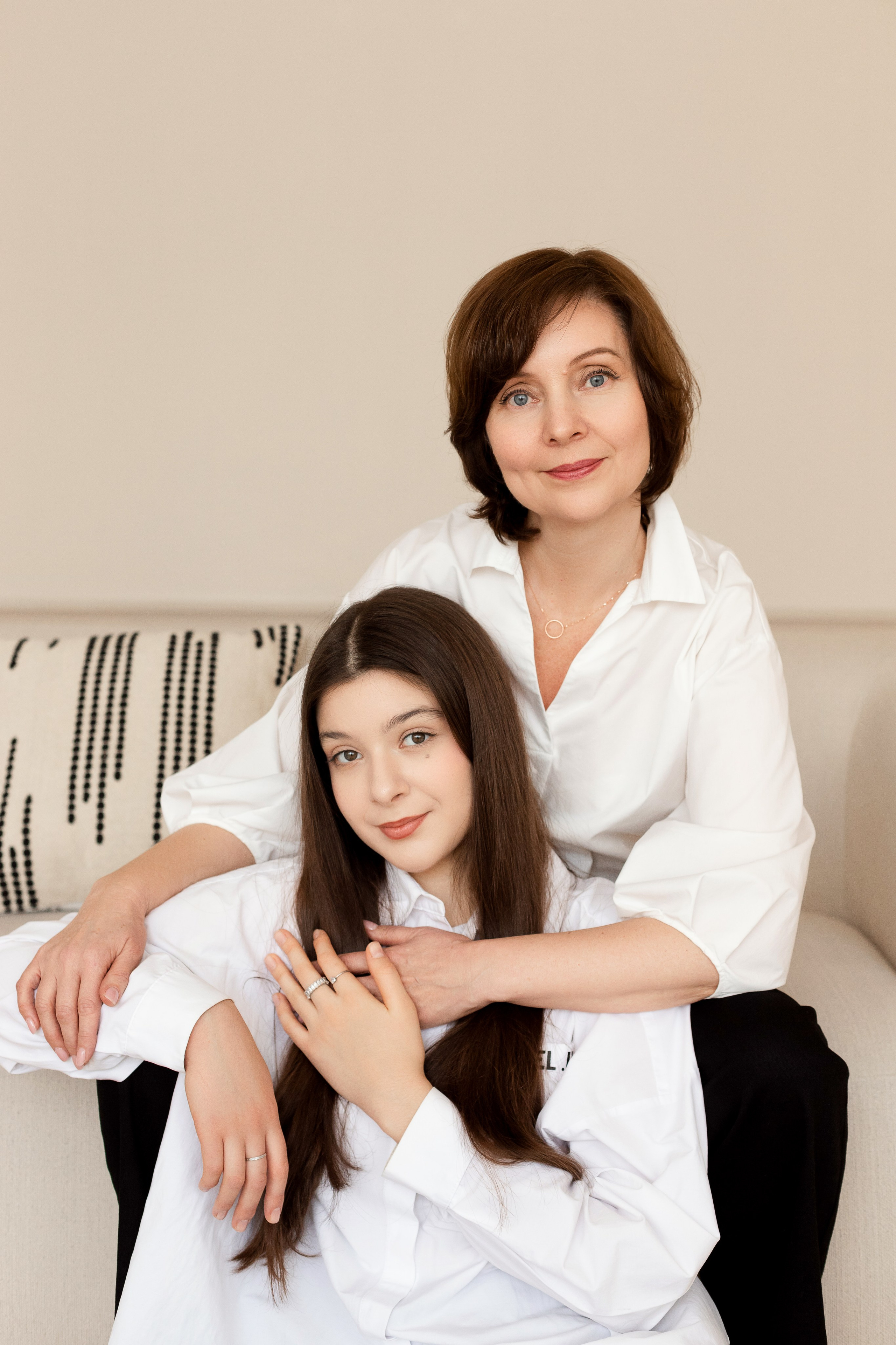 Съемка большой семьи в студии «Когда вместе». Семейный фотограф в Екатеринбурге Маргарита Курносова