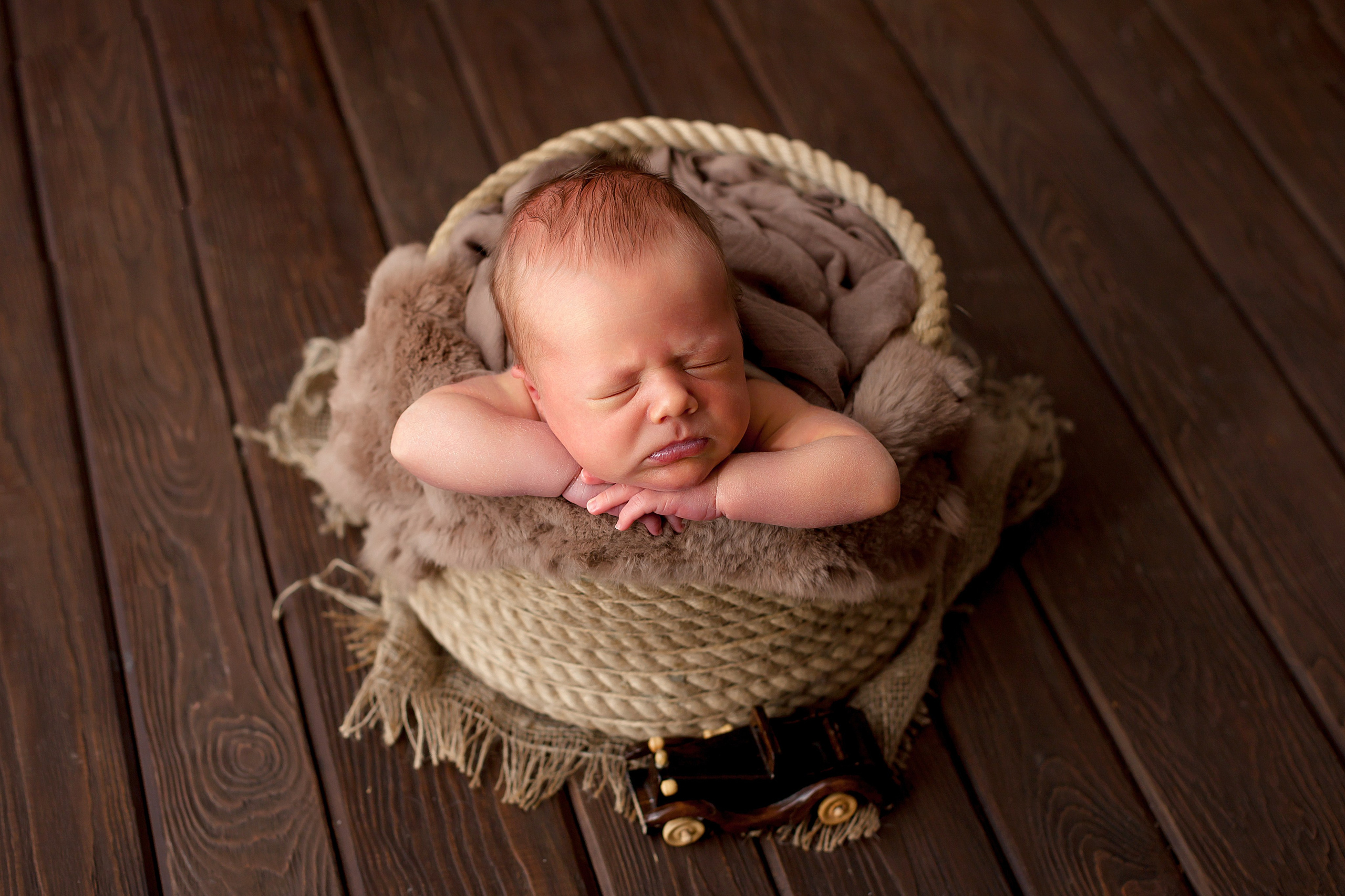 Новорожденные до 28 дней. Фотограф новорожденных в Тюмени
