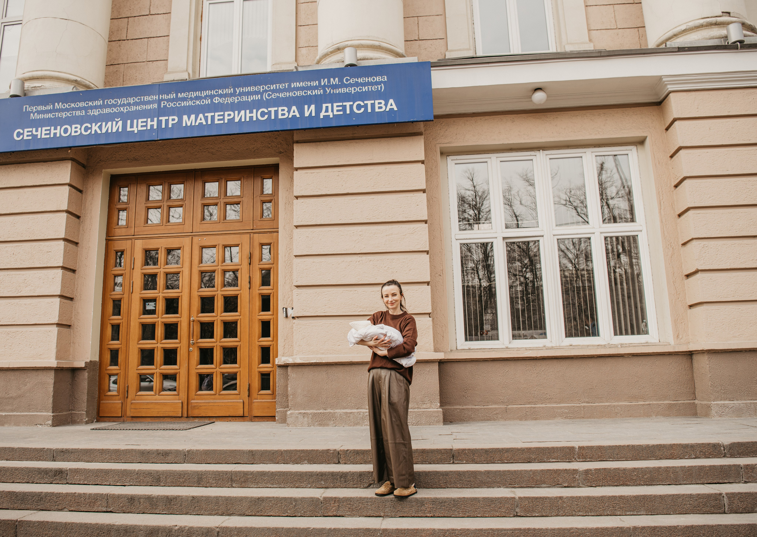 Выписка Екатерины. Снегиревка. Фотограф на выписку из роддома в Москве и МО