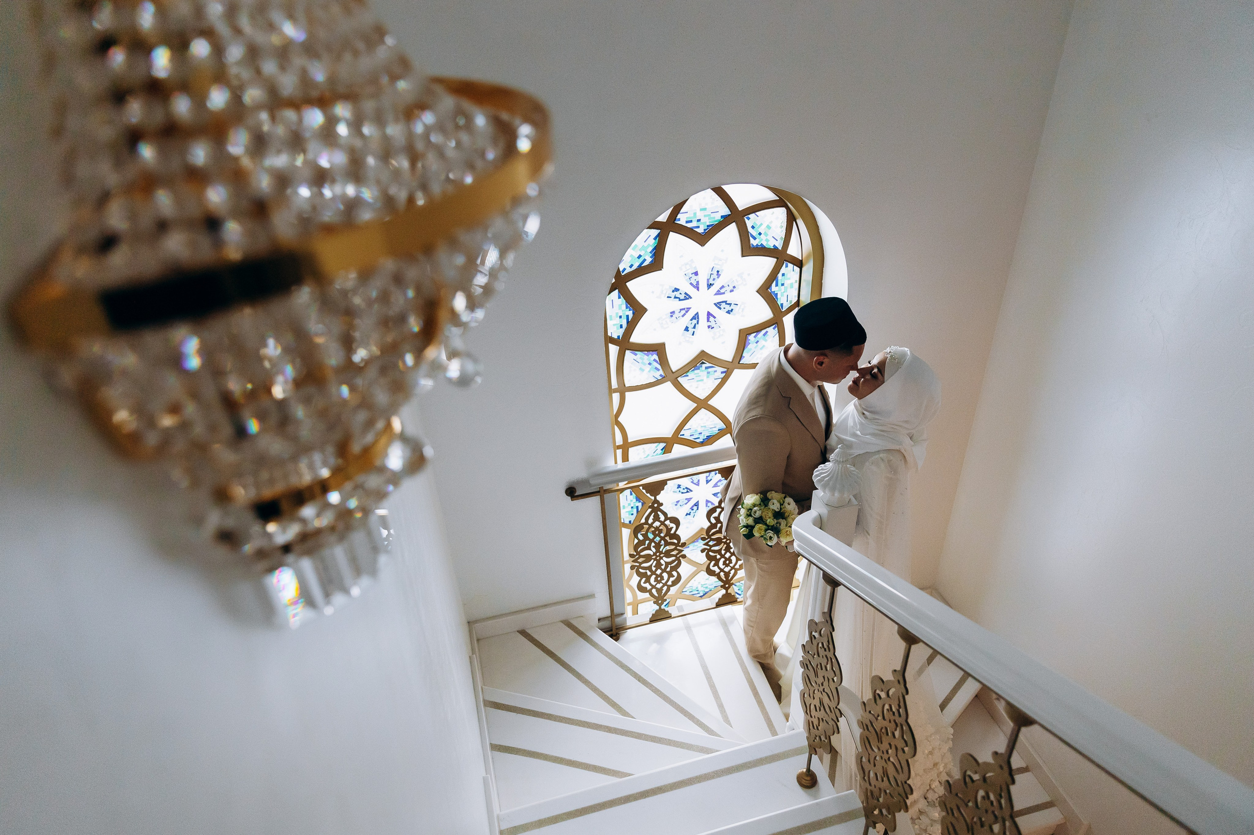 никах в мечети Ирек, фотосессия в мечети Ирек, фотограф на никах в Казани Ranas4you, образ невесты на никах, завязывание платка Казань, платье на никах Казань