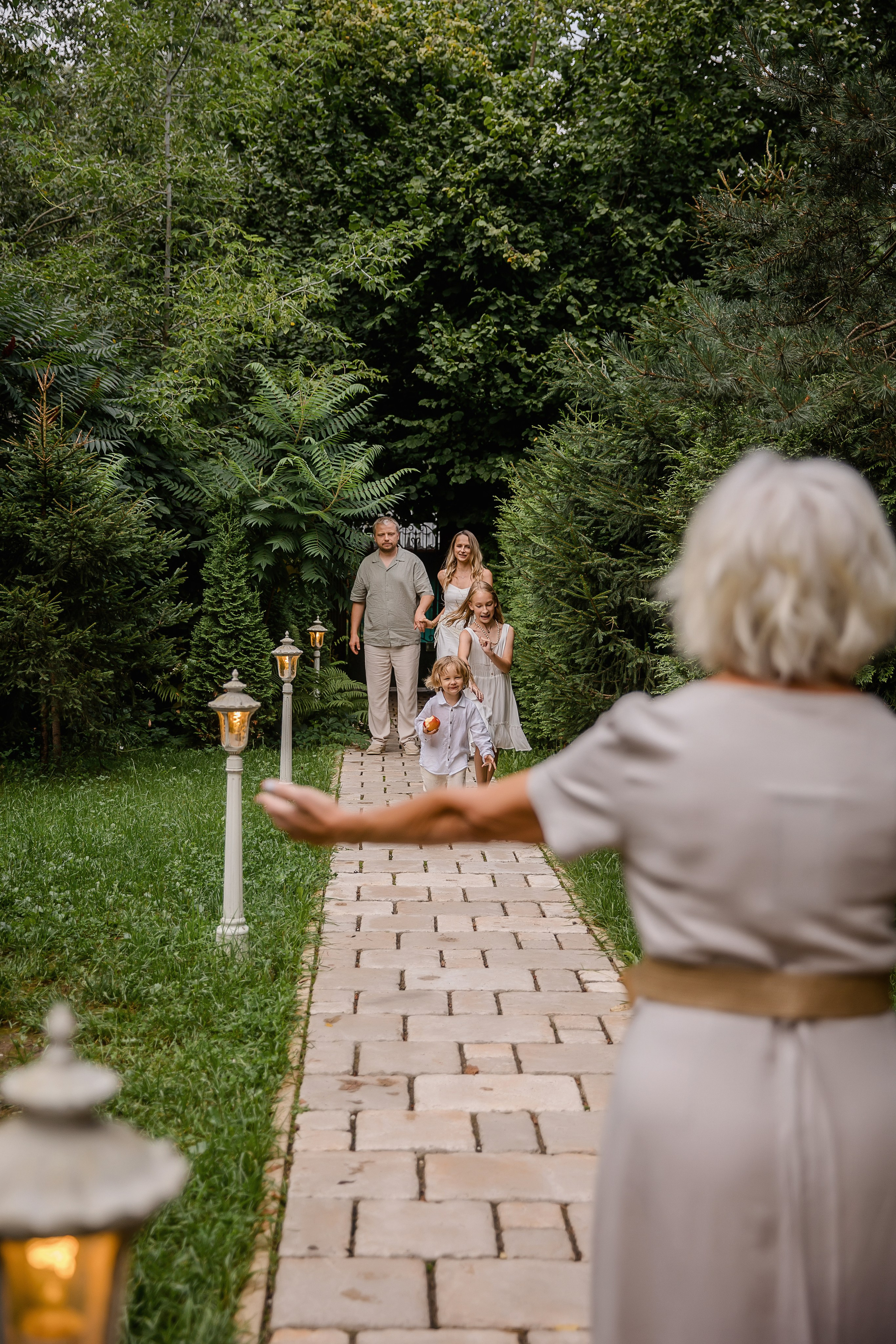 Итальянская дача в Подмосковье или в гостях у бабушки. Семейный и детский фотограф в Москве Вера Ускова