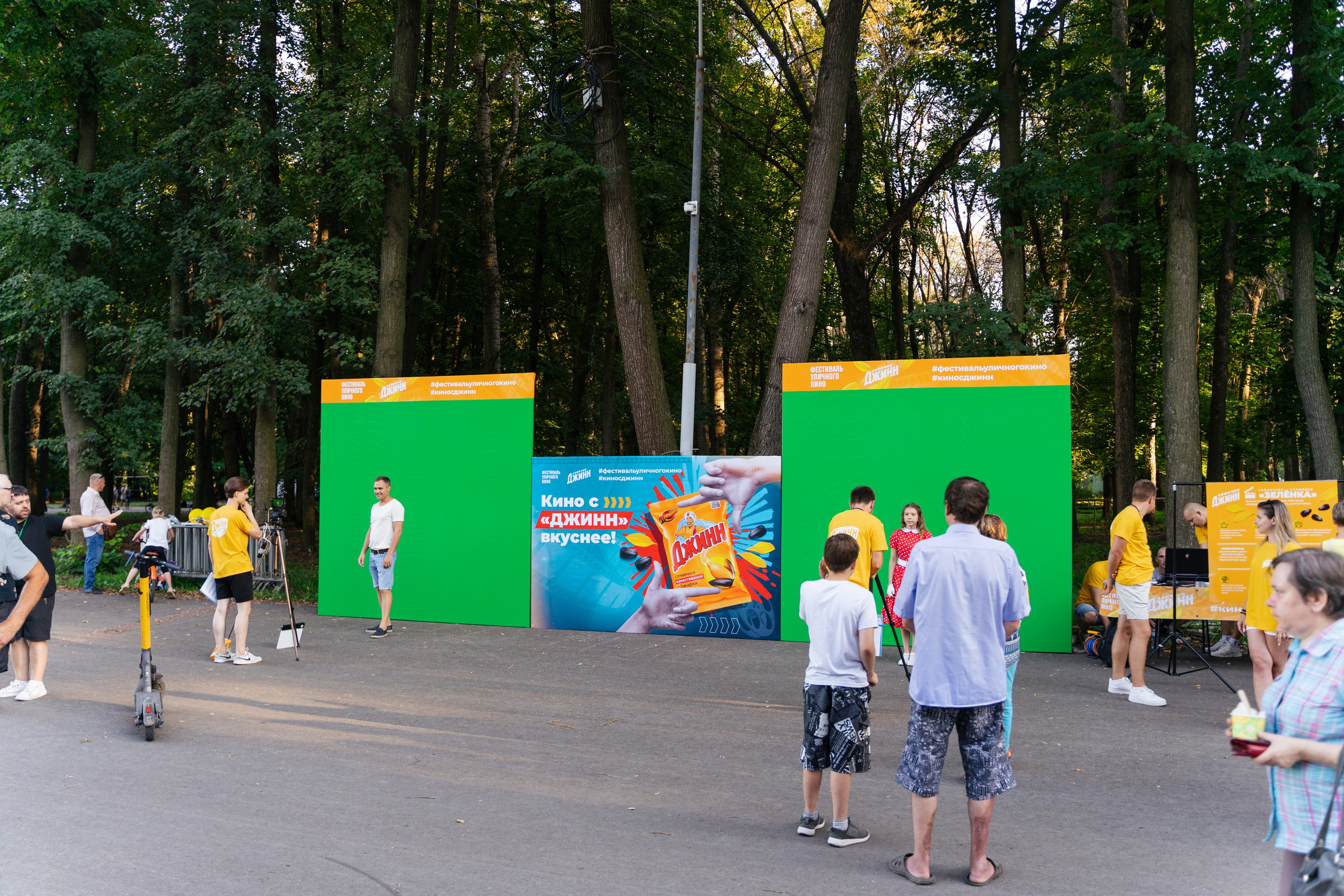 Фестиваль уличного кино. Фотограф Надежда Погребняк | Рязань | Москва