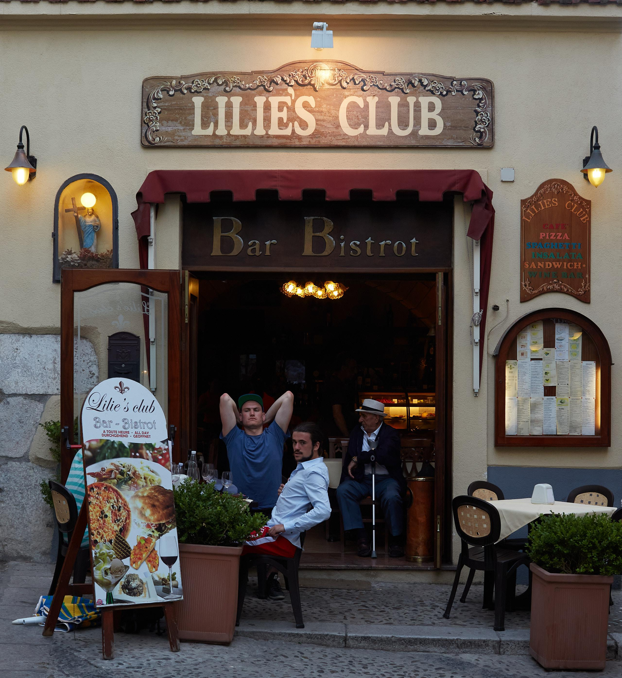 Стрит. Сергей Грачев профессиональный фотограф в Санкт-Петербурге