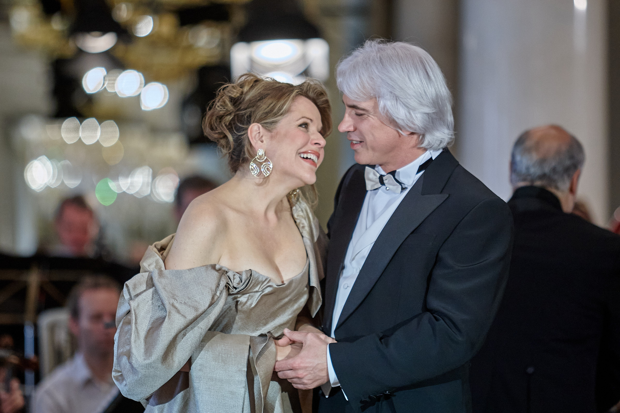 Dmitry Hvorostovsky and Rene Fleming on the set of the film in St. Petersburg.