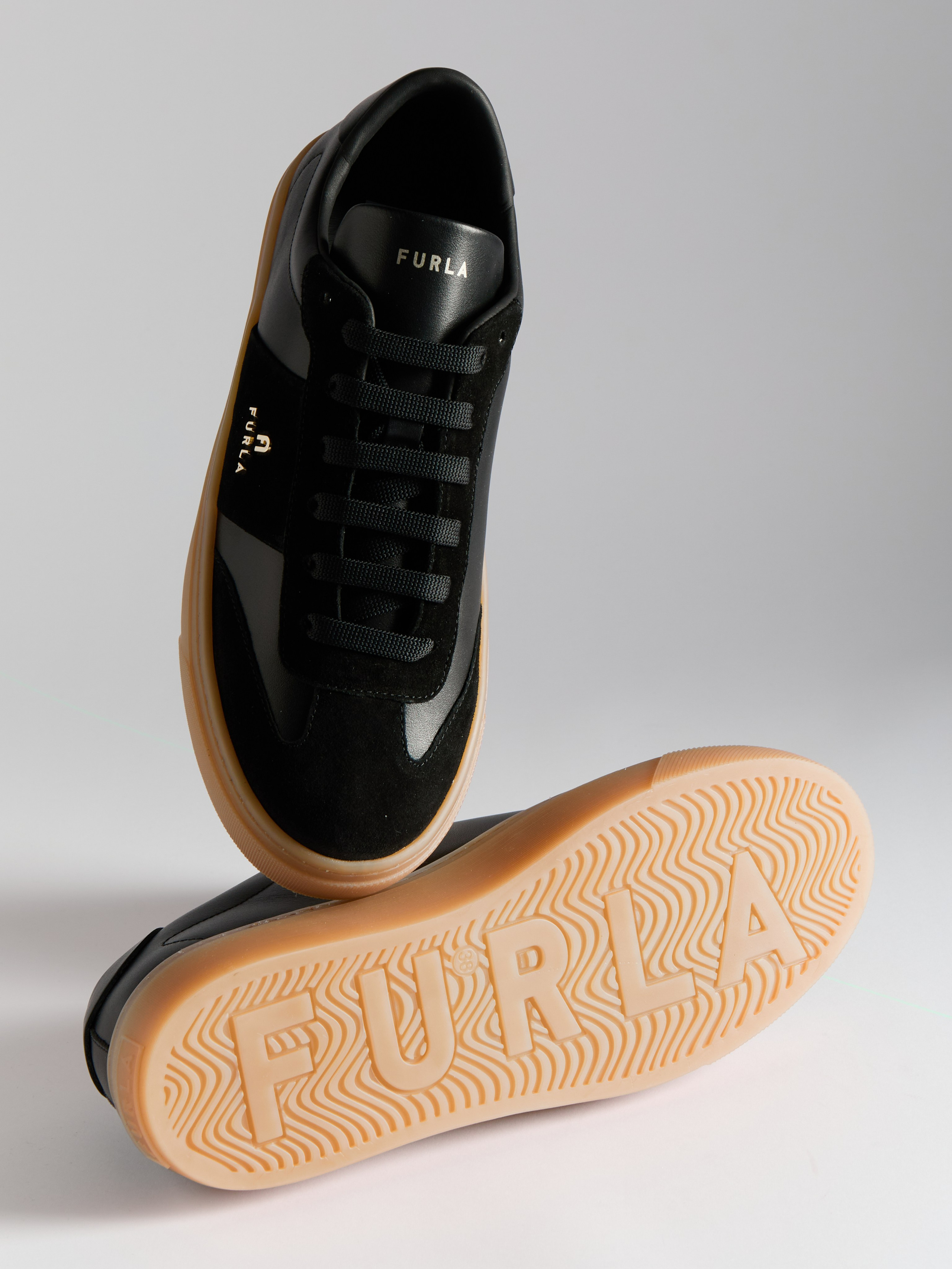 Предметный фотограф в Москве Евгений Шубин