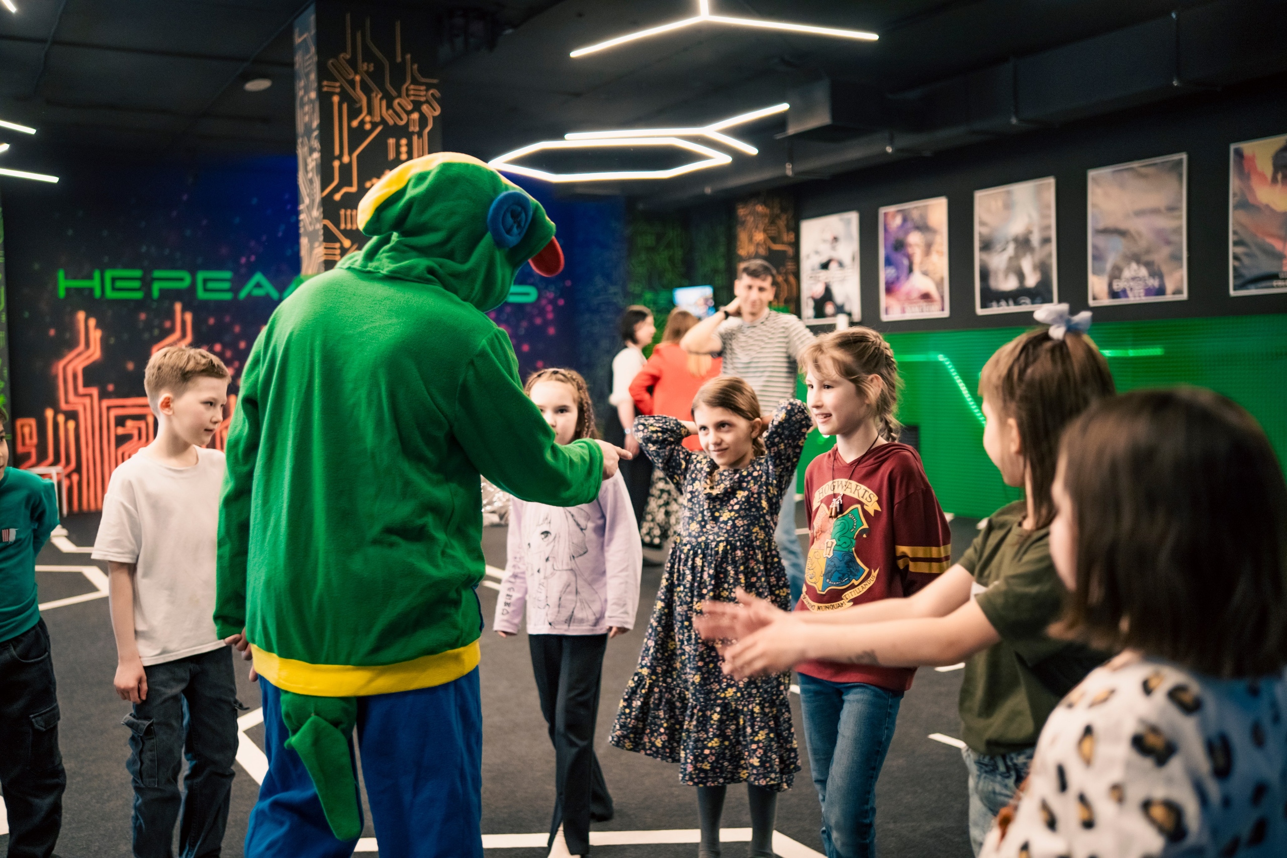 VR April-May. Felixtones