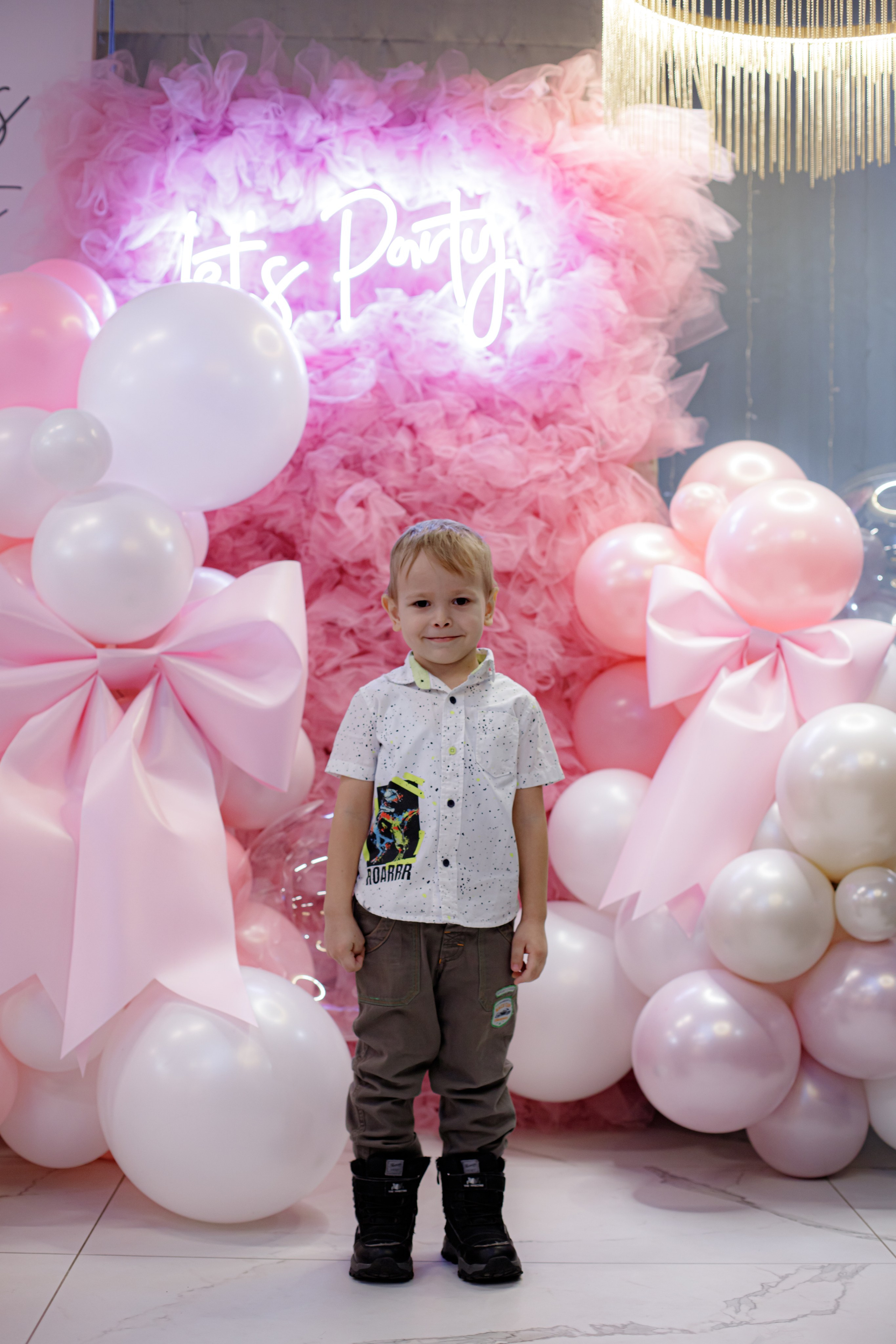 ASIA'S BIRTHDAY PARTY. Photokarish