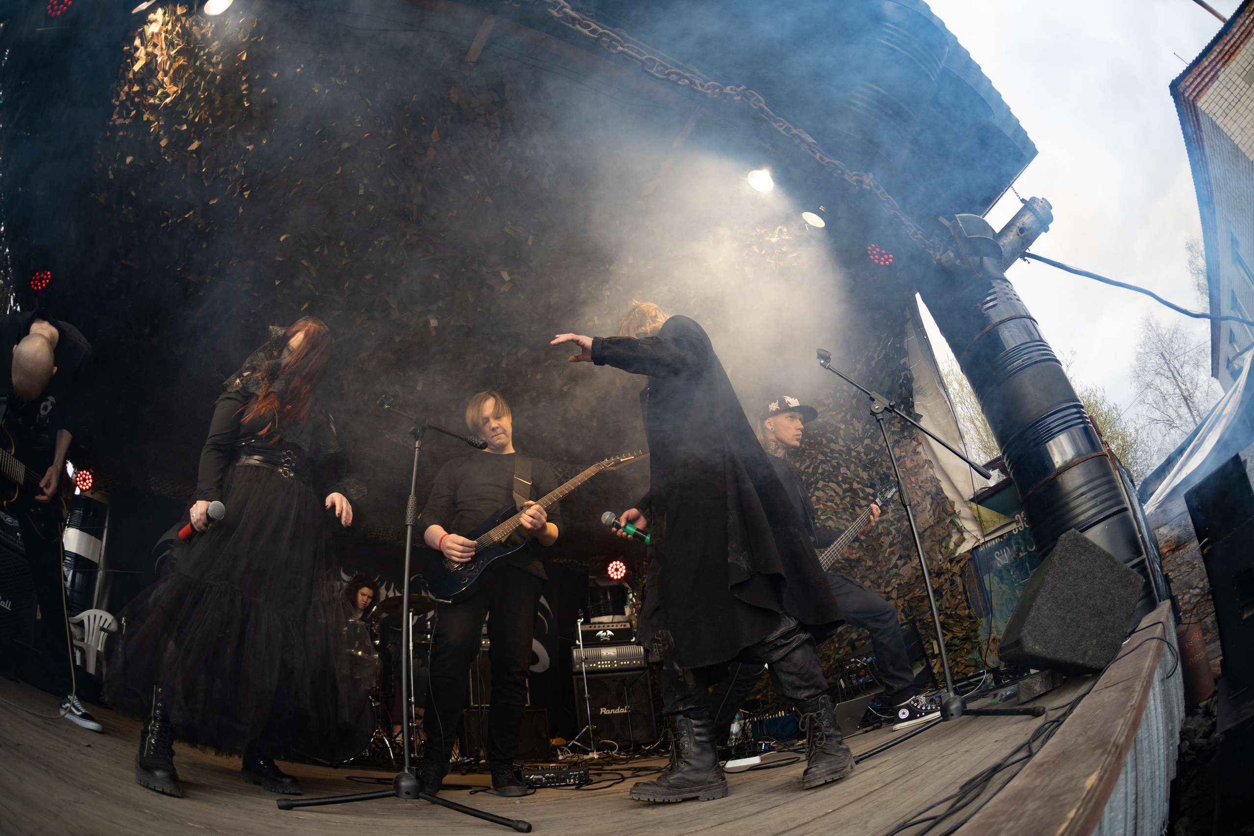 Фестиваль «ПОСРЕДИ КЛАДБИЩ И БОЛОТ»|Архангельск. Концертный и репортажный фотограф в Санкт-Петербурге Слава Пахомов