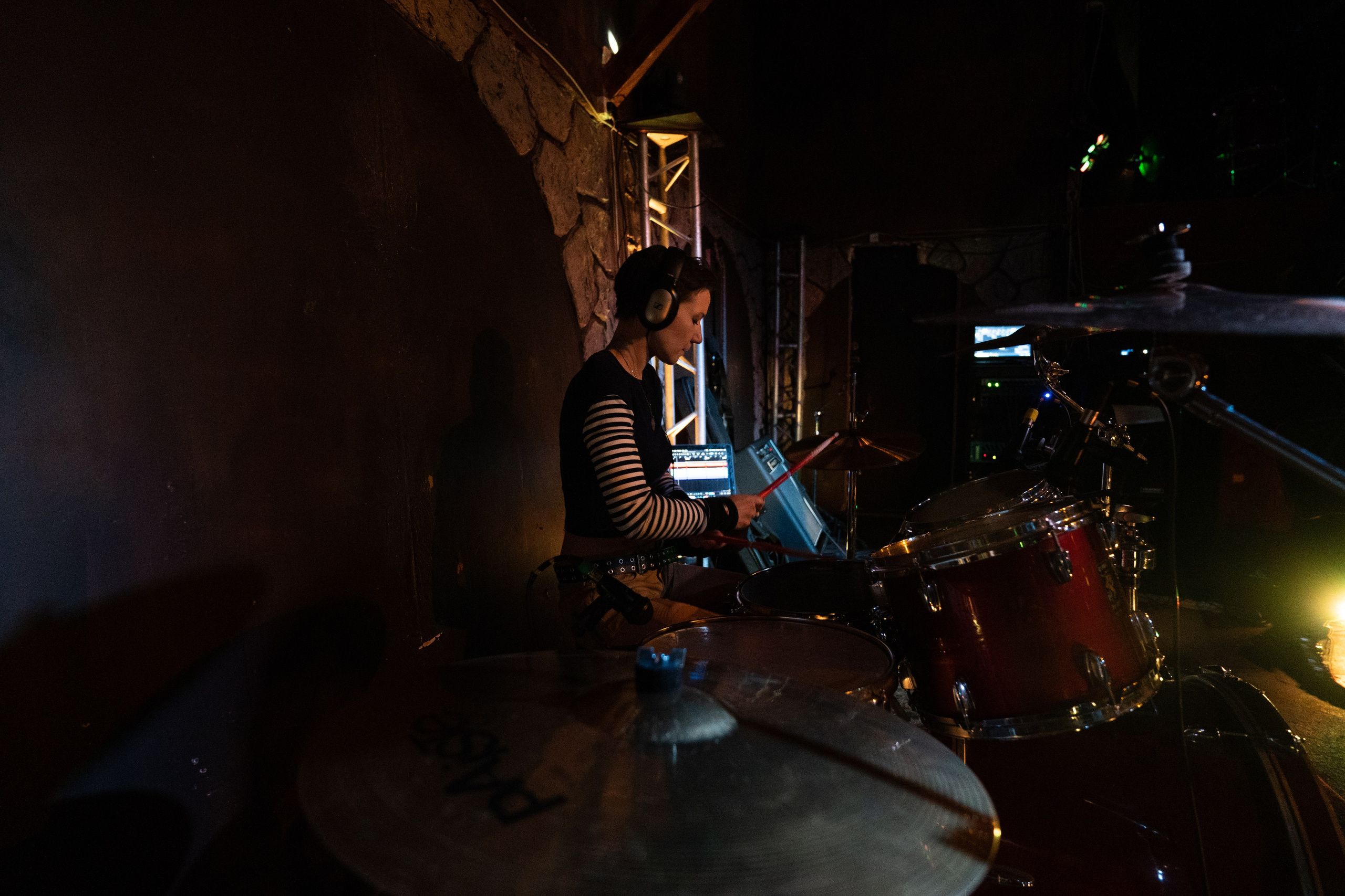 Ночь На Земле|Нора, Псков. Концертный и репортажный фотограф в Санкт-Петербурге Слава Пахомов