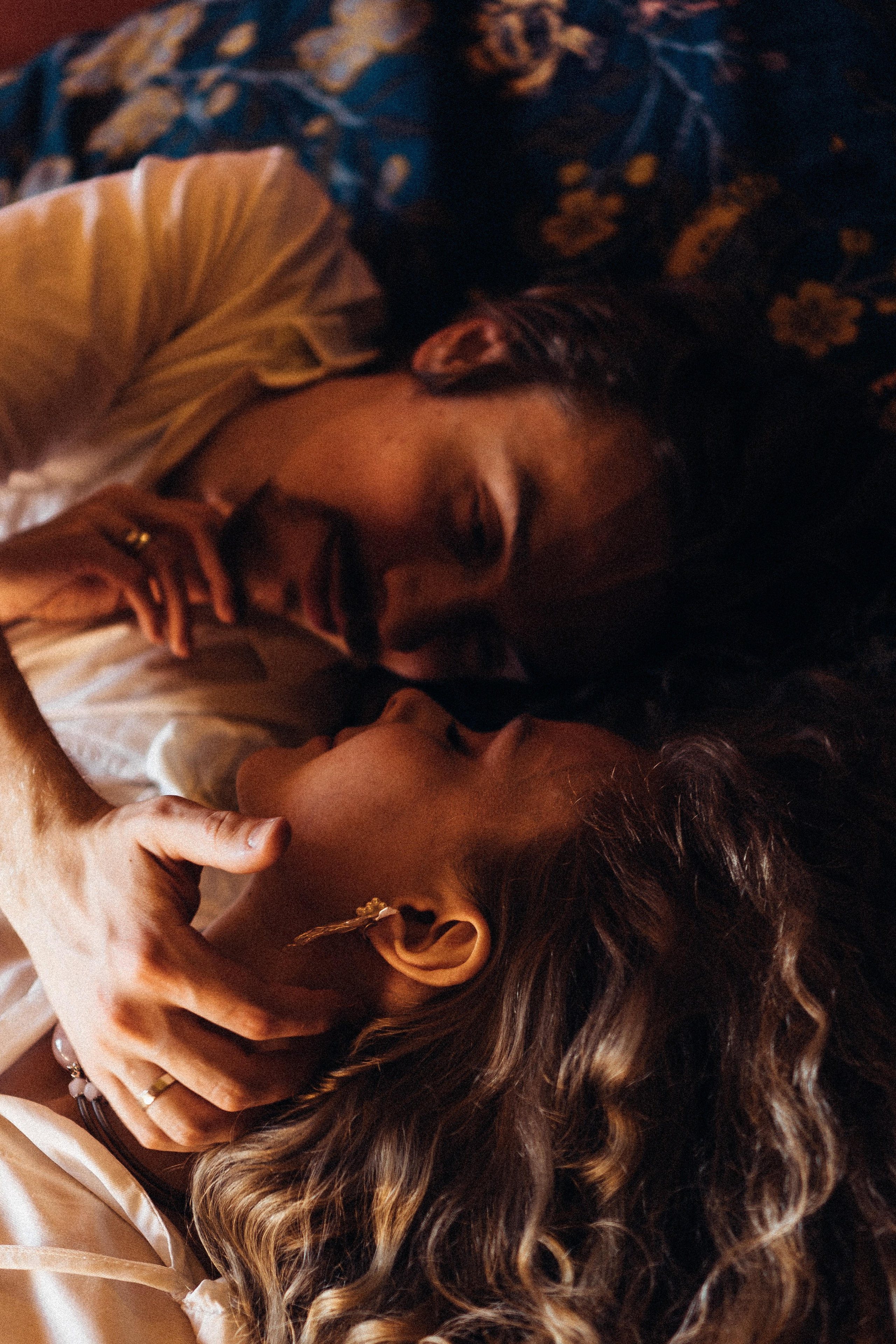 СВАДЕБНАЯ ПРОГУЛКА ПО ПЕТРОГРАДКЕ ВЕСНОЙ. СВАДЕБНАЯ ФОТОСЕССИИЯ НА ПЕТРОГРАДКЕ. Профессиональный фотограф, Санкт-Петербург — Виктория Богомолова