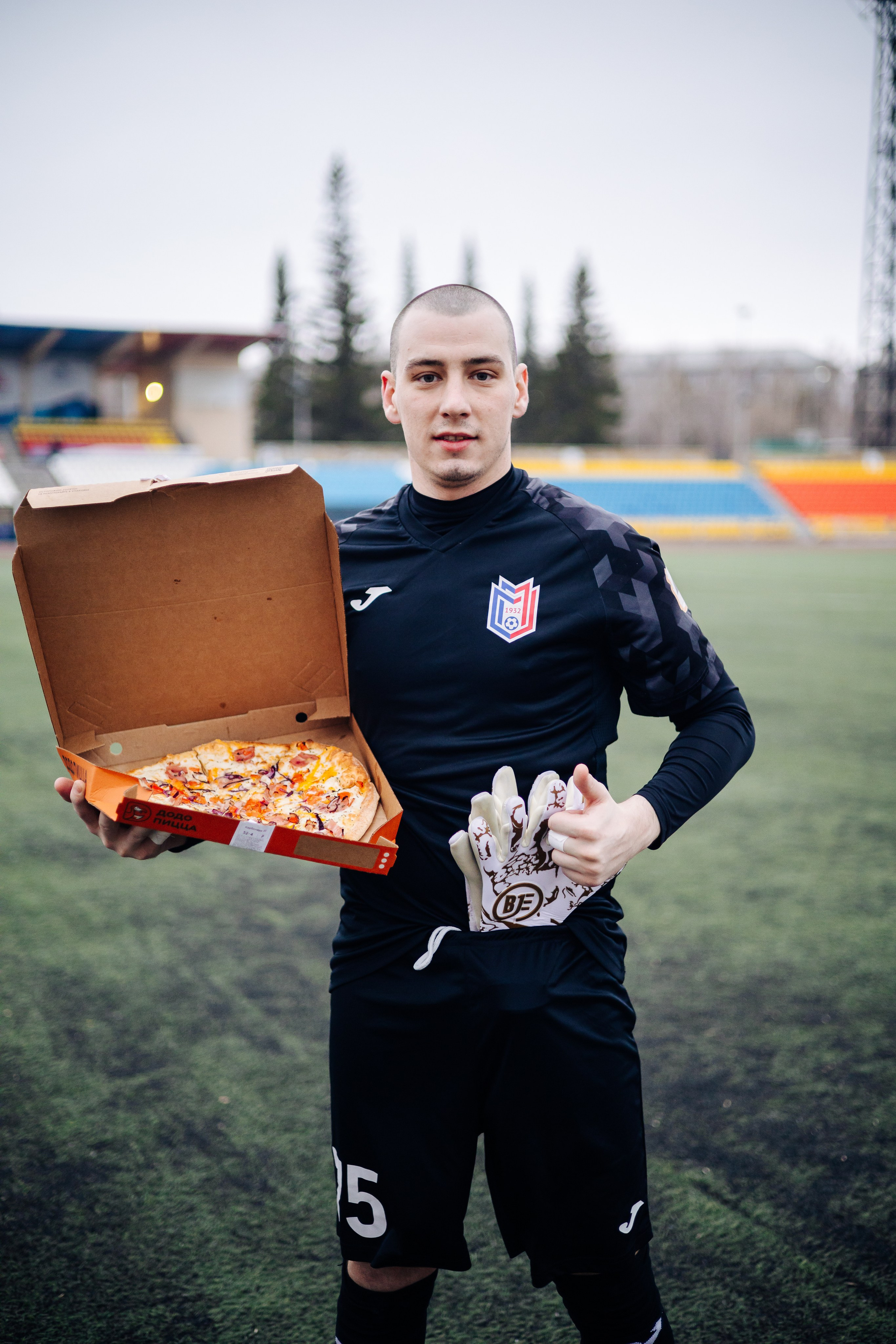 ФК Металлург — ФК Шахтер // 06.04.24. Денис Прохоров Фотограф в г. Магнитогорск