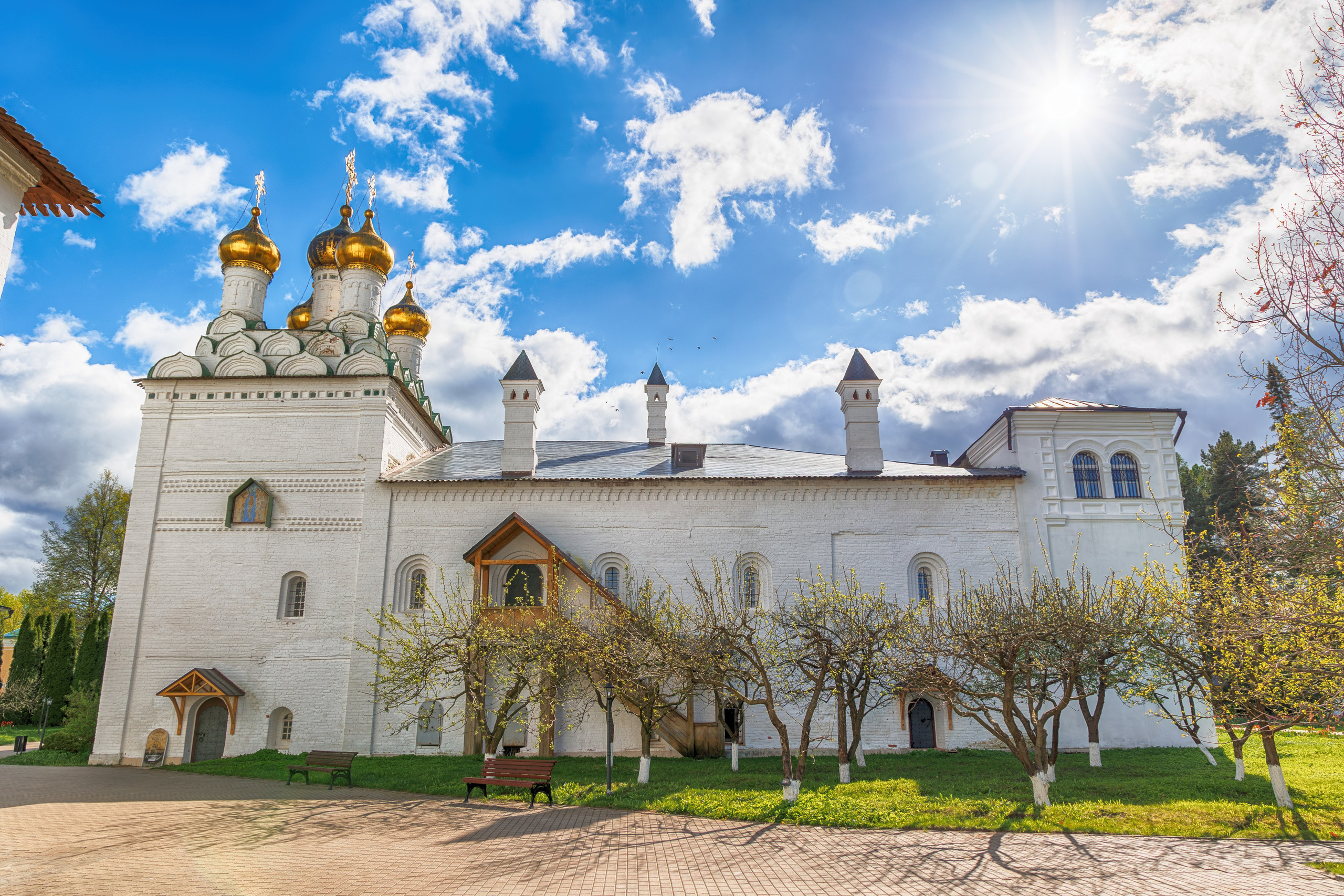 Путешествие во времени: Иосифо-Волоцкий монастырь. 1000 куполов России, фотопроект Вадима Квятковского и Надежды Ельцовой