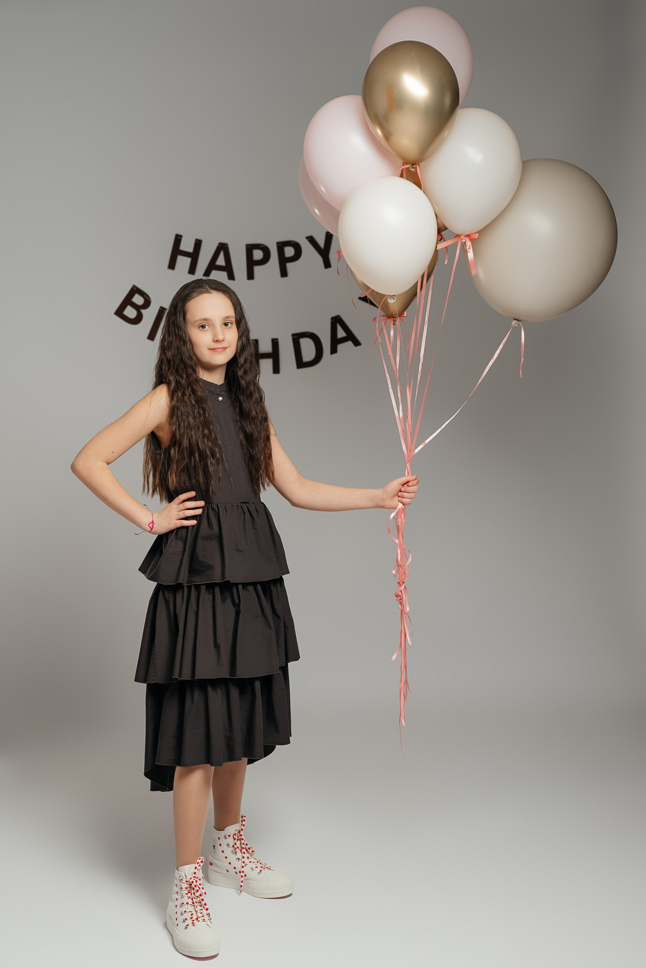 Классический минимализм на бумажном фоне. Свадебный, семейный и школьный фотограф в Бийске Ксения Мамаева