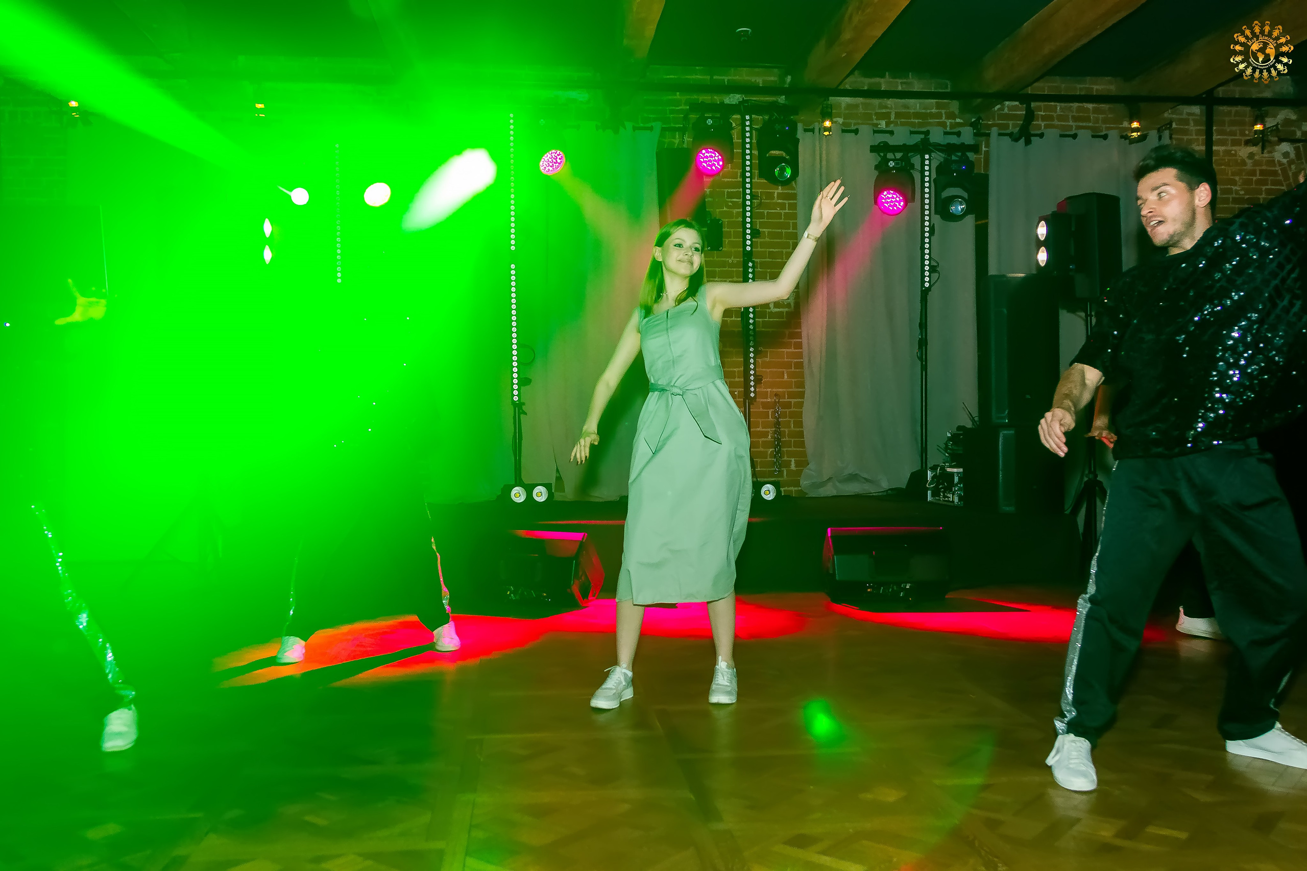 Выпускной 2023 (11-е классы) клуб «Джаггер», Москва. Репортажная съемка в Москве и области. Анималистика