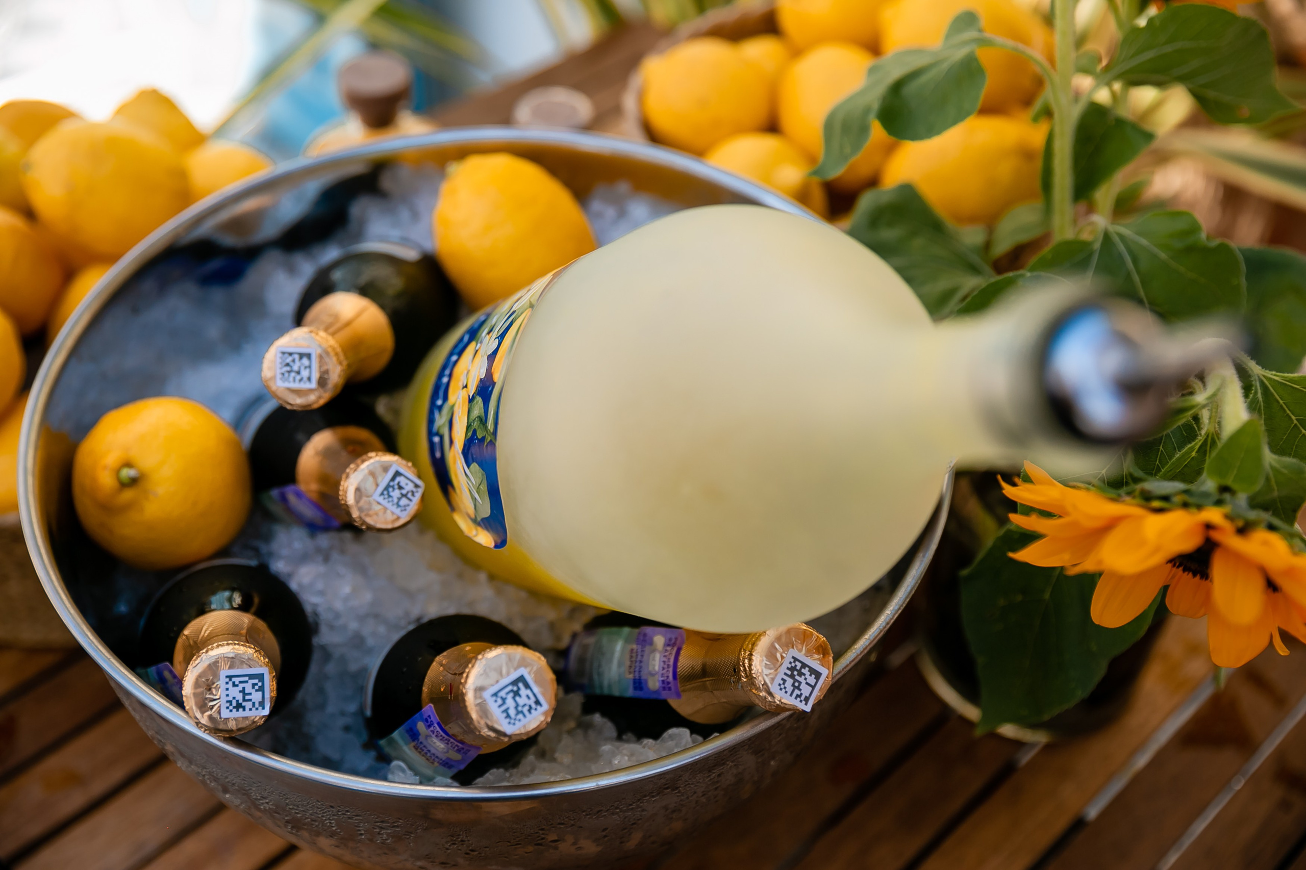 «Похмельный рейв» в ресторане DELMAR. Репортажный фотограф в Ялте Алексей Семёнов