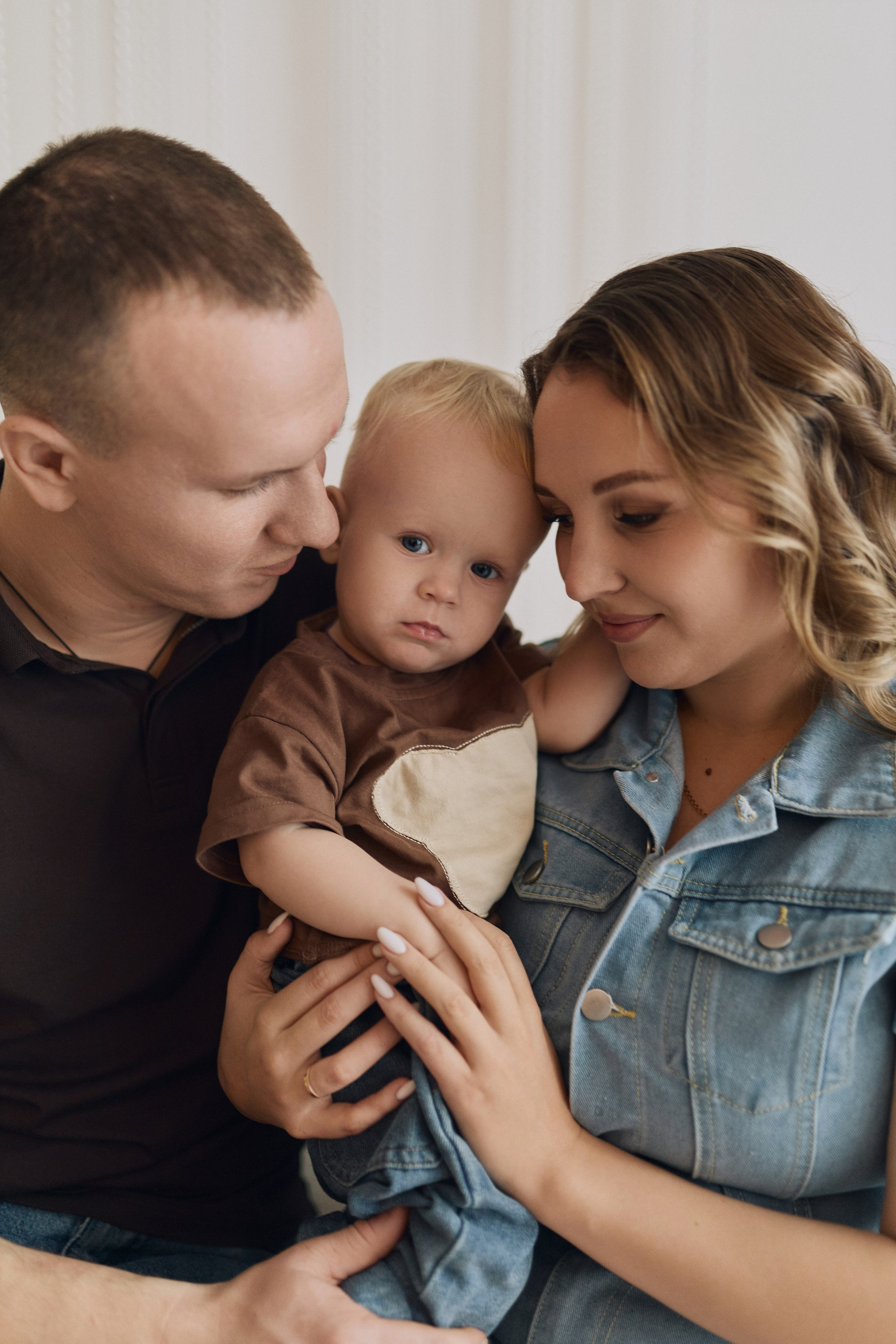 Семейная новогодняя фотосессия. Алина Каравайцева. Фотограф в городе Барнаул