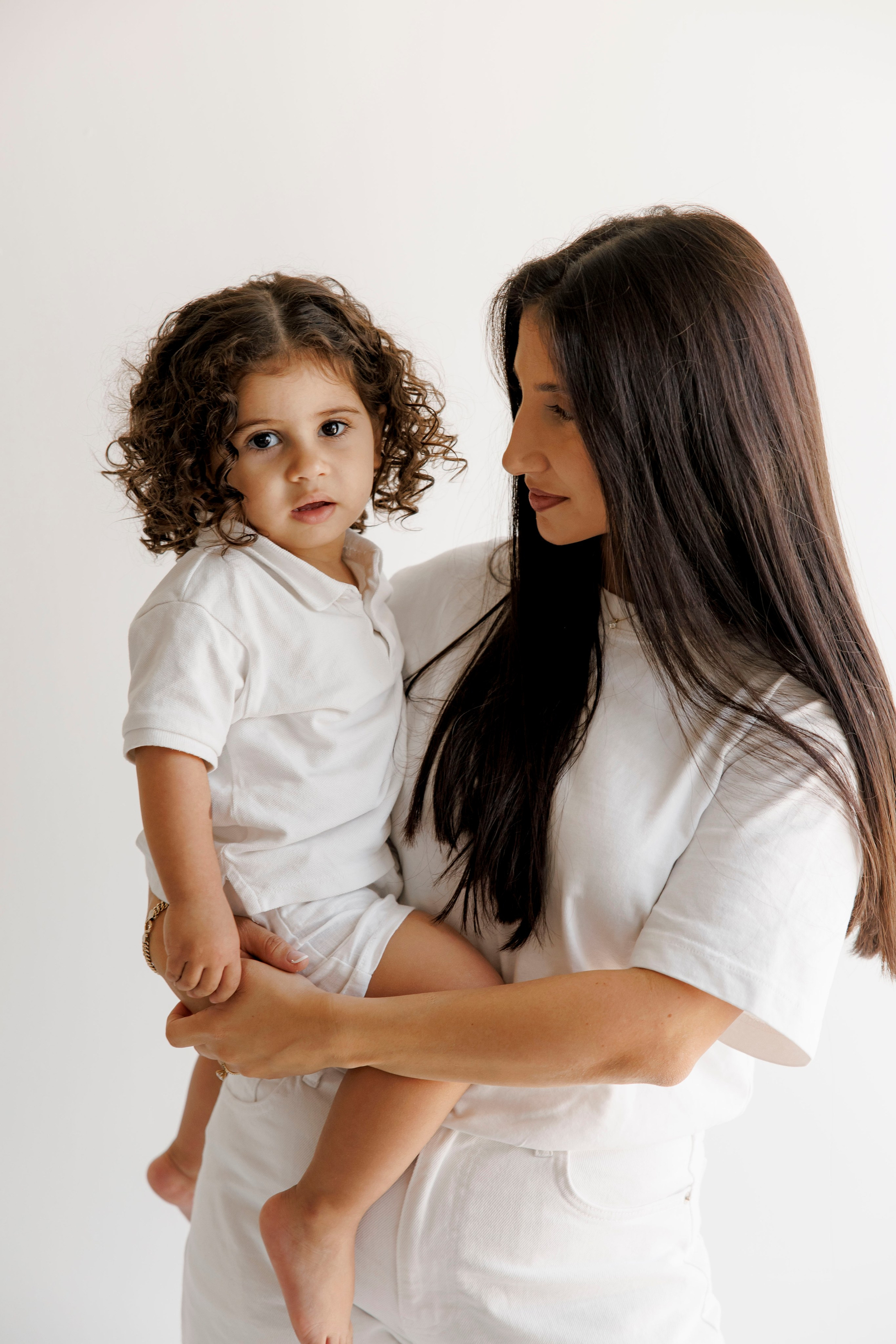 Family photoshoot inside the studio in Hadera. Wedding and family photographer