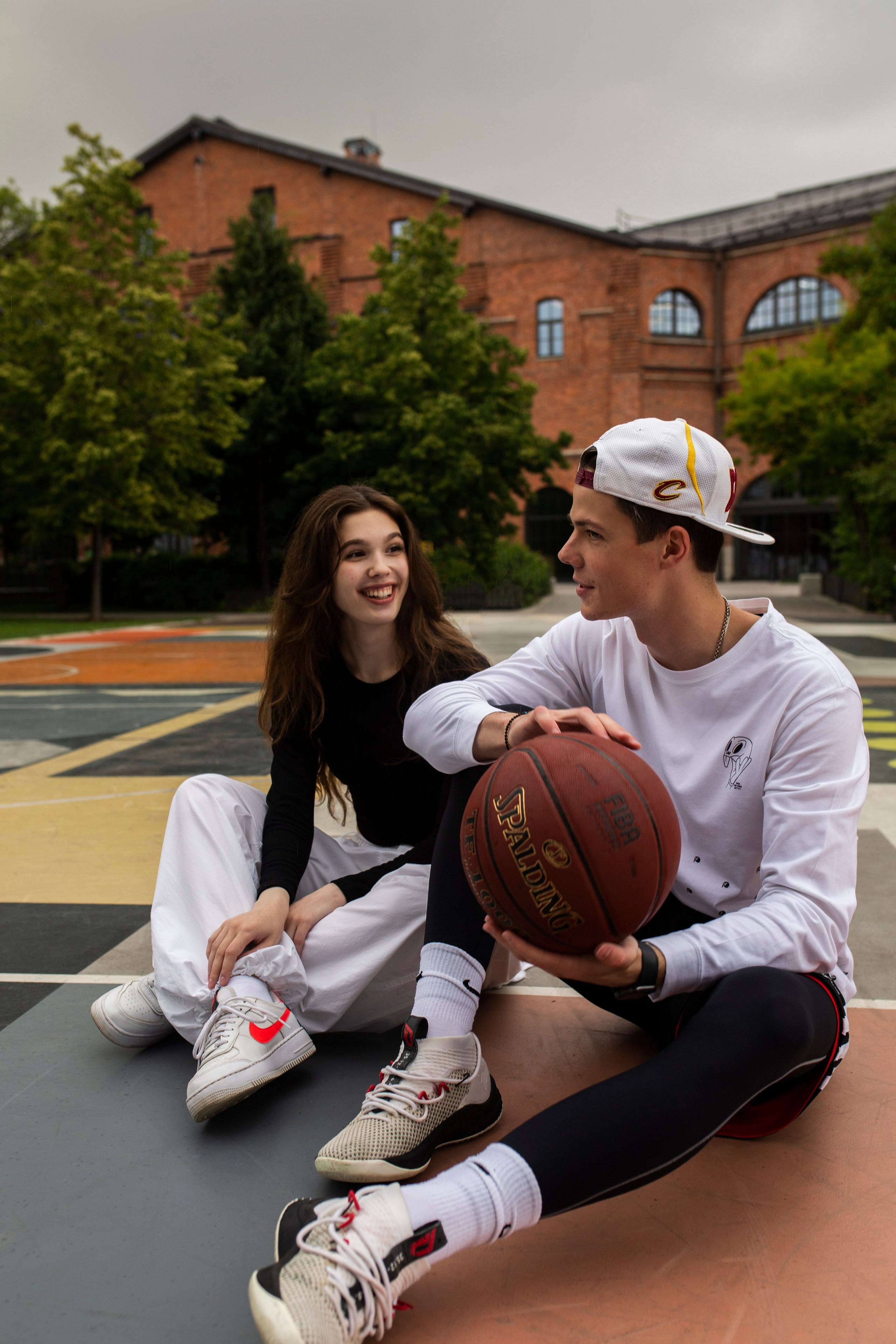 Даниил и Алиса. Главная