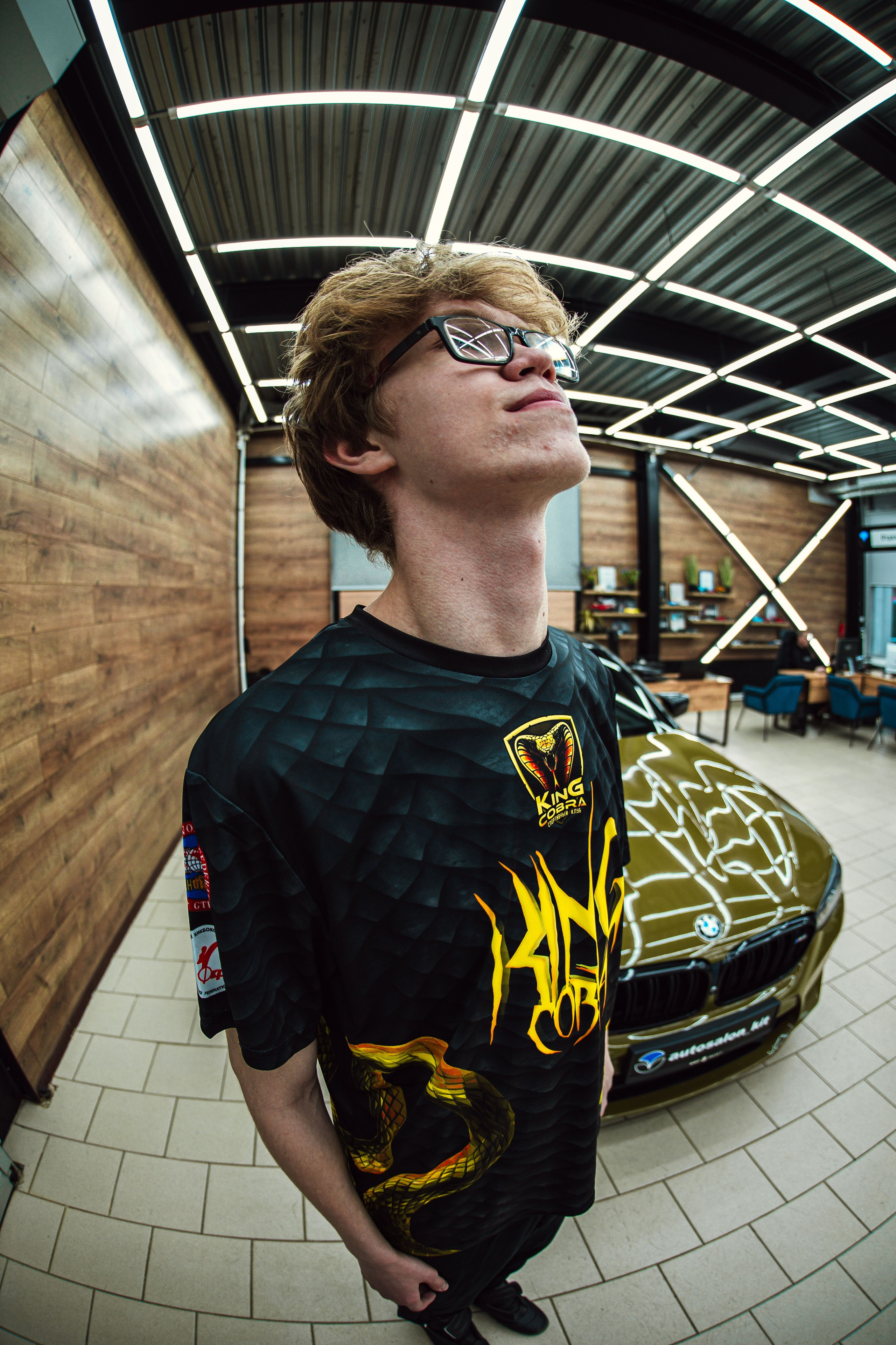 Автосалон КИТ и спортивная команда KINGCobra фотосессия. Бизнес фотограф Ижевск — Назаров Роман