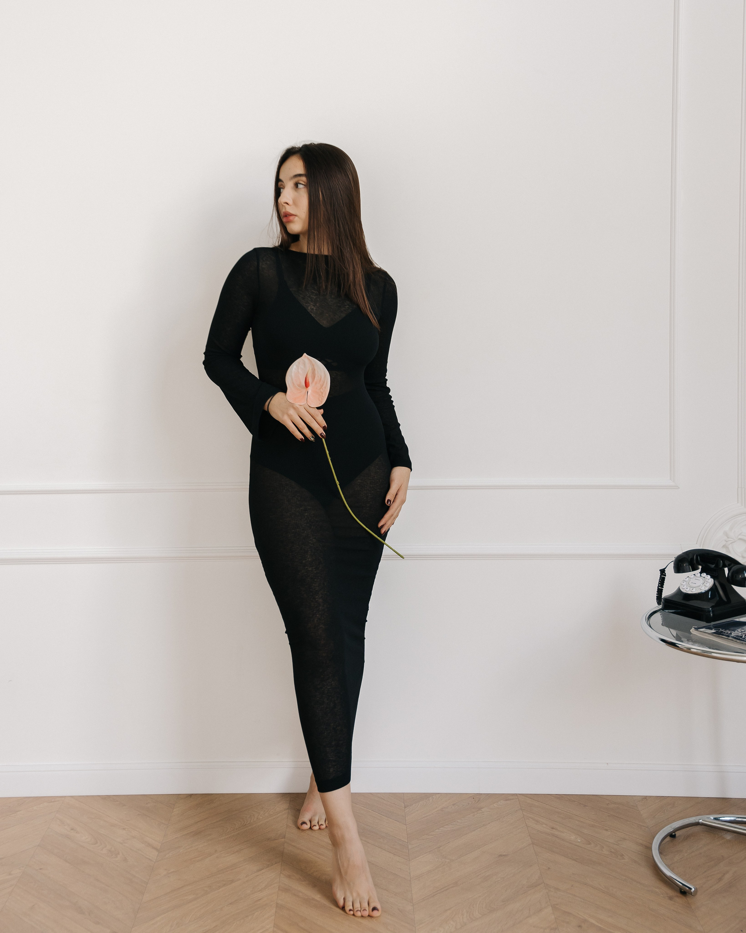 TOTAL BLACK. WEDDING