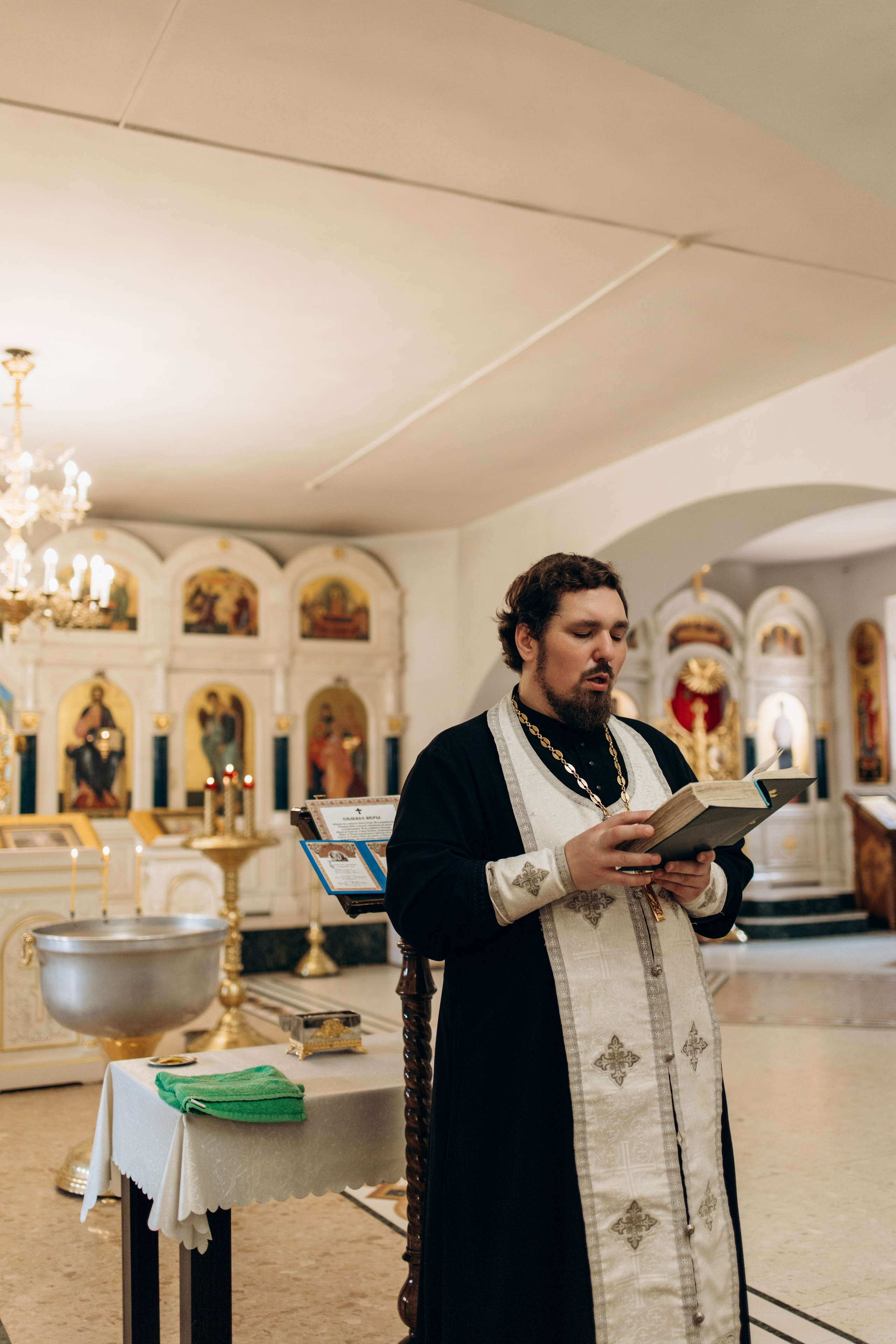 Крещение Радмира. Самый теплый фотограф в Краснодаре Рябоконь Ксения