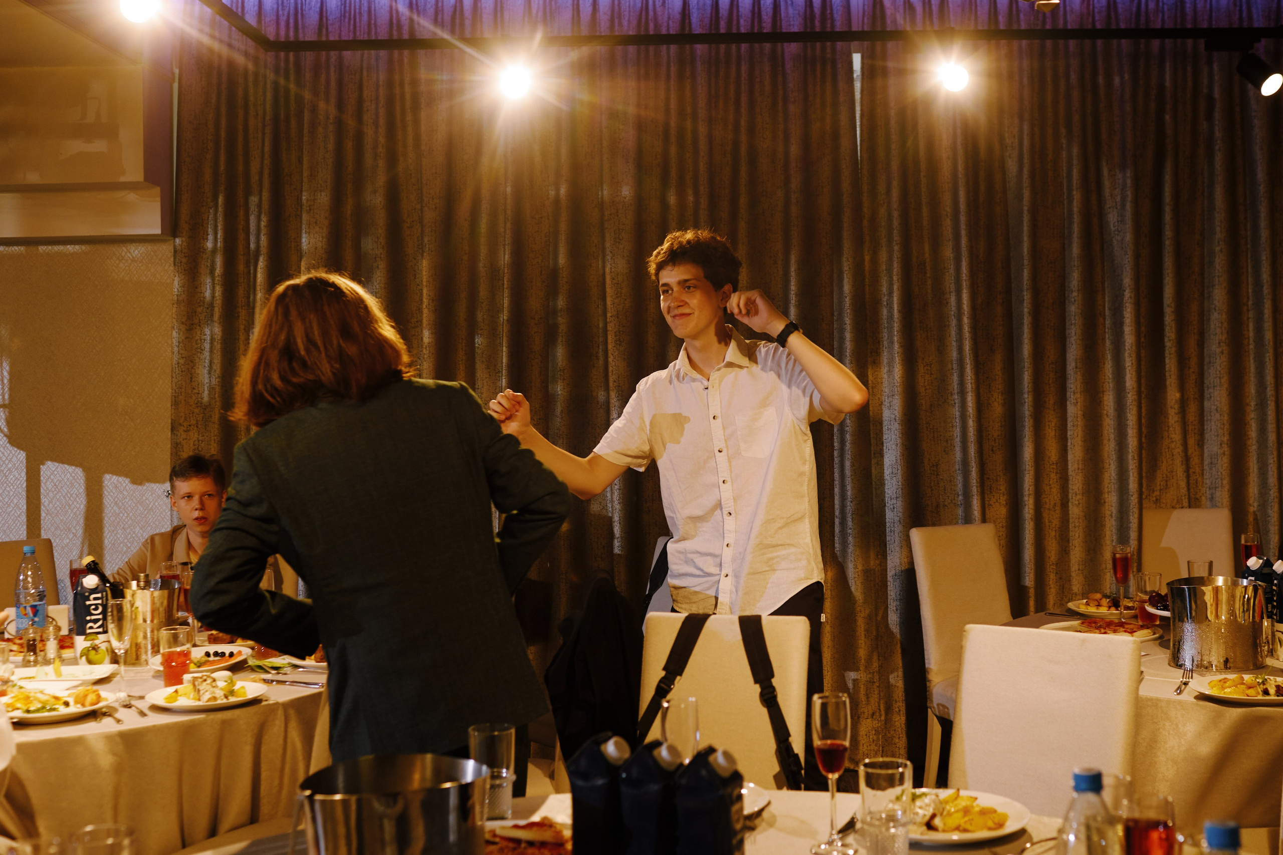 Выпускной 11кл. Портретный и свадебный фотограф в Екатеринбурге Владимир ЛузинЛузин