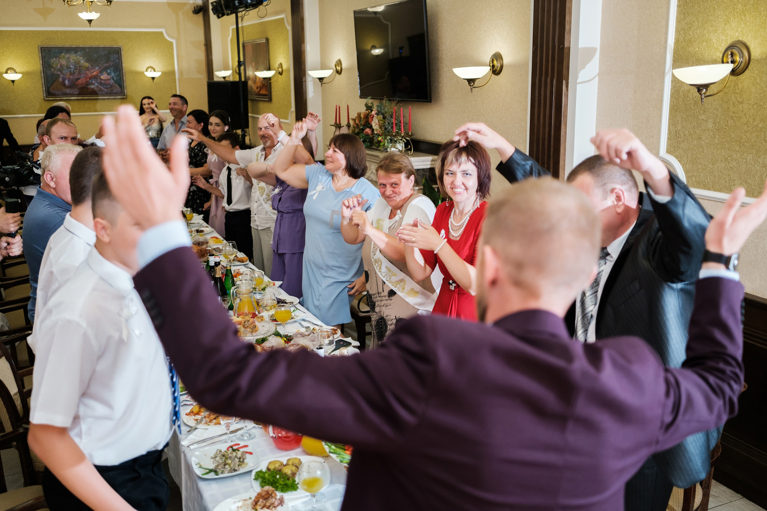 Виктор и Анна. Свадебный фотограф | репортаж | праздники | крещение