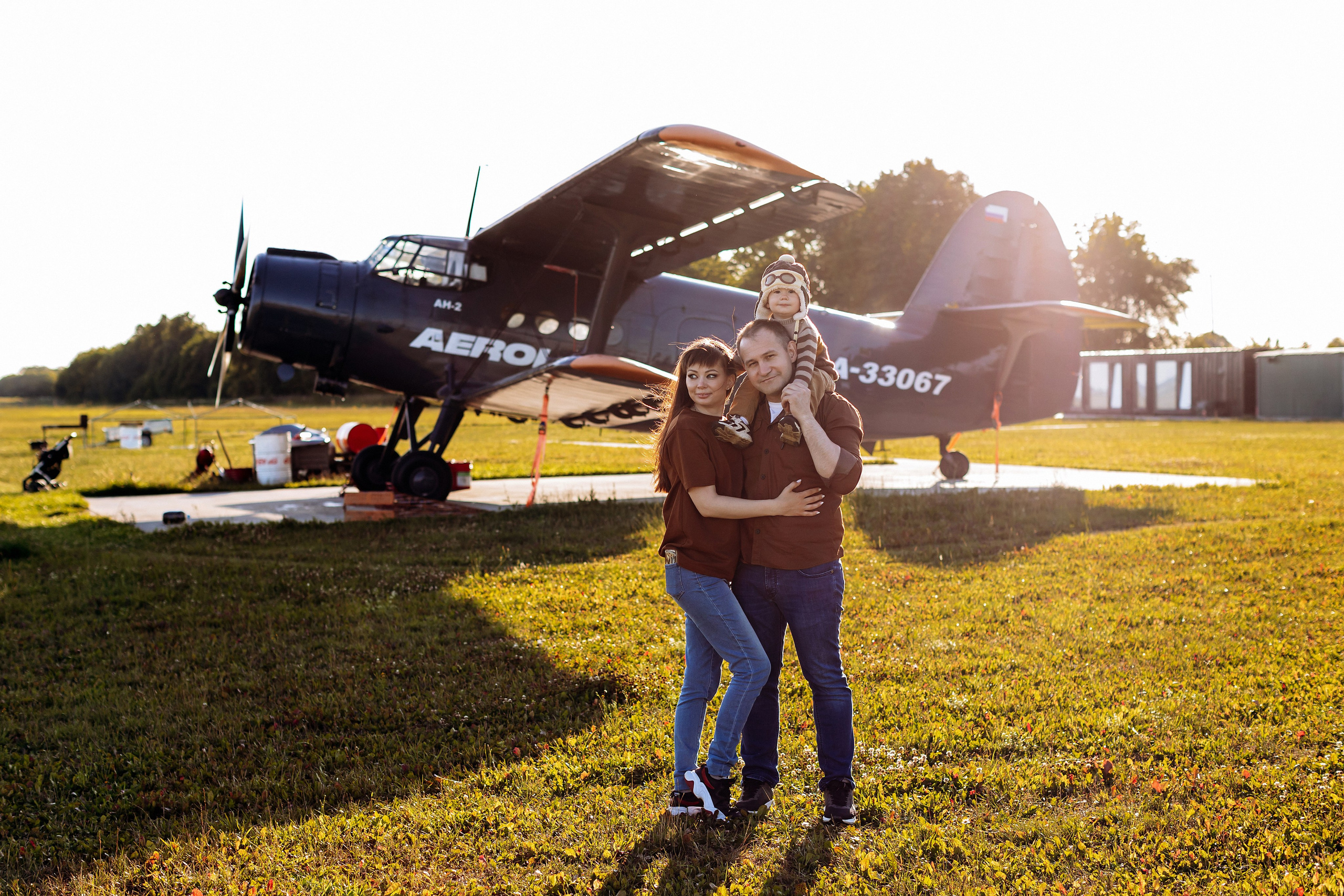Виктория и семья Аэроленд. Фотограф в Калининграде свадебная фотография, репортажная, фотосессии