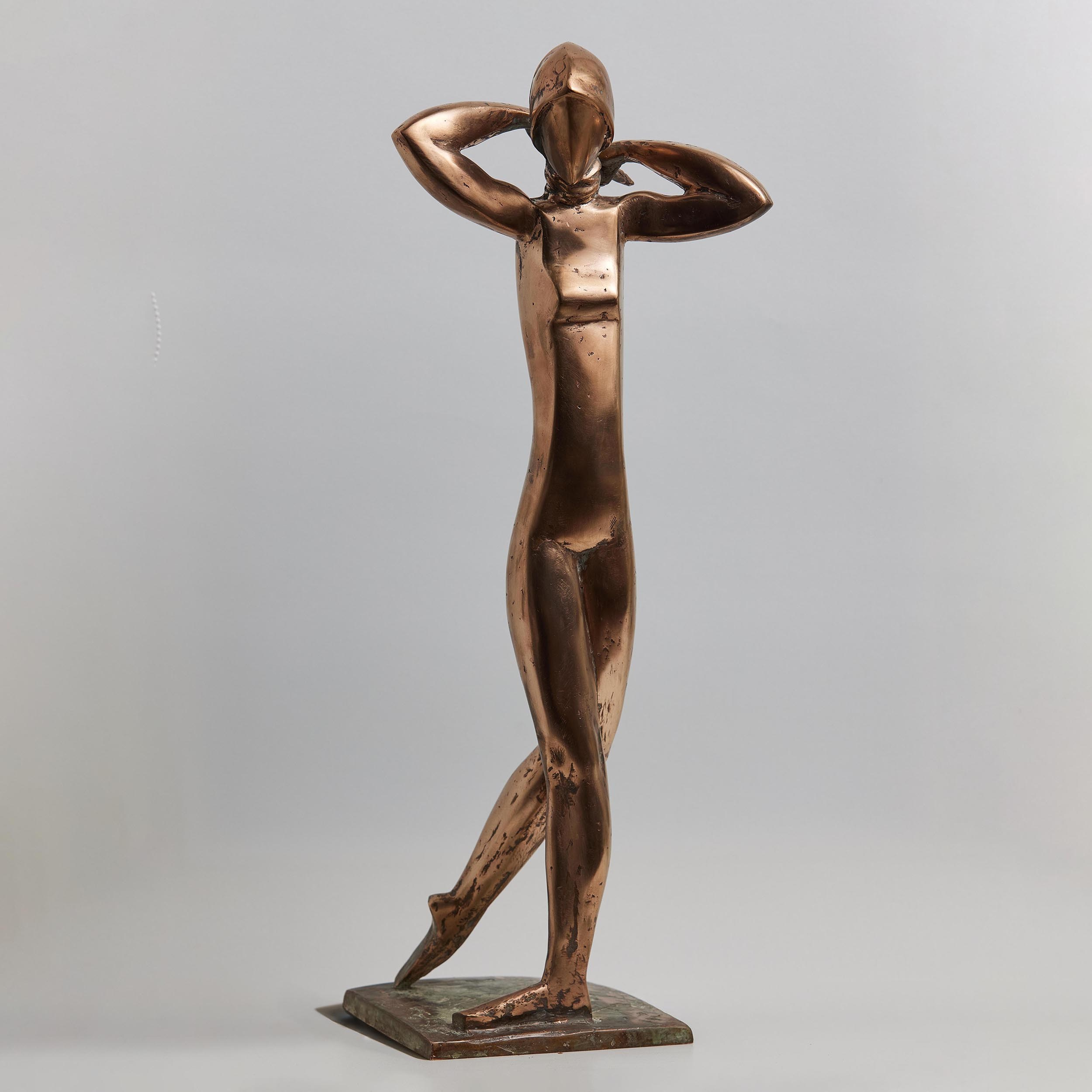 Скульптура танцовщицы из бронзы купить в интерьер .