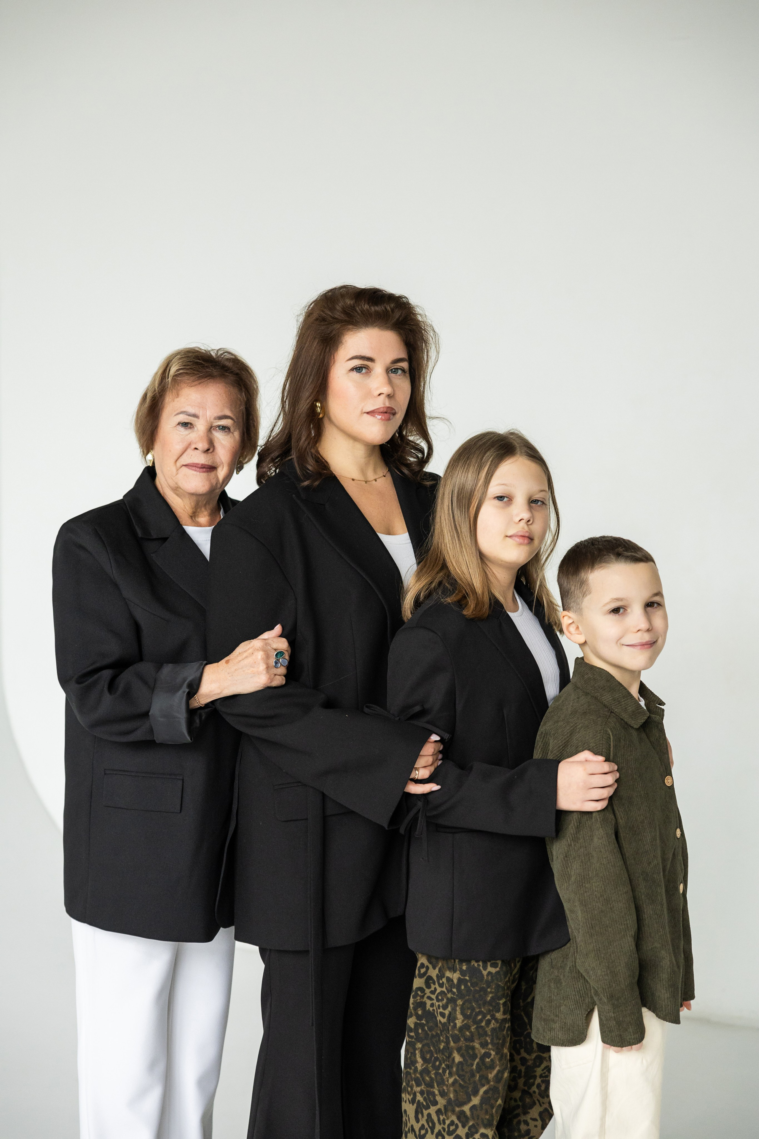 ПОРТРЕТ С МАМОЙ. Фотограф Крещение, Выписка москва