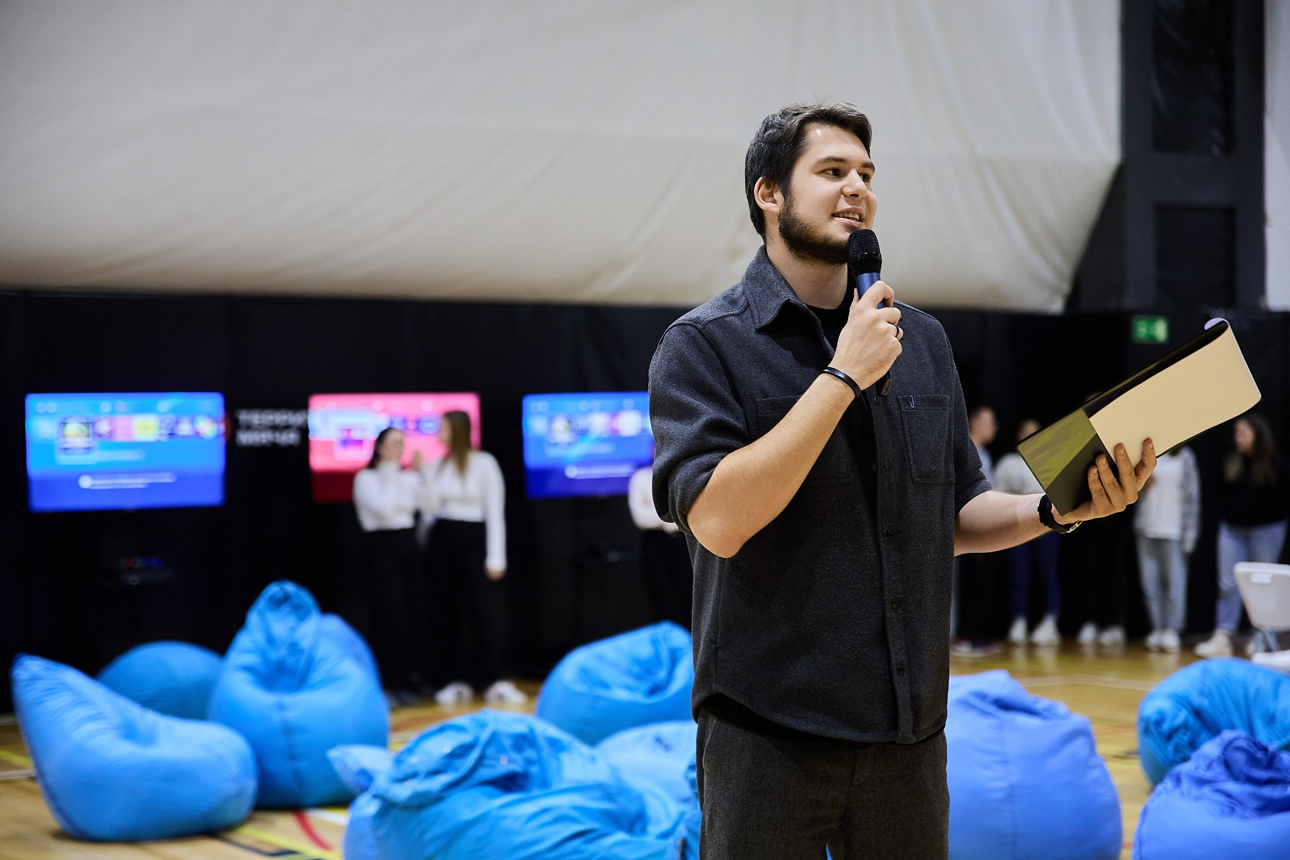 Мероприятие для выпускников стажировки Правительства. Фотограф и Видеограф в Москве. Олег Корушев