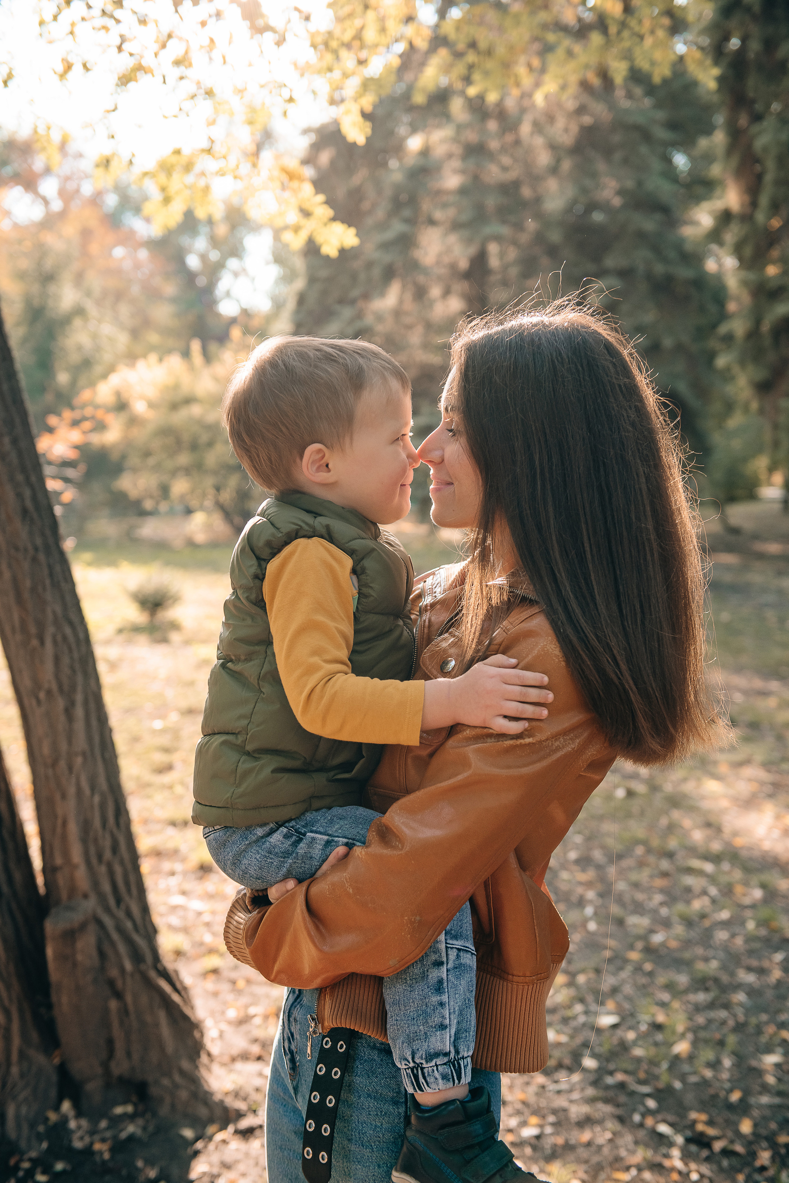Фотопрогулка. Ира, Равиль, Лёва и Сеня. Фотограф Валерия Голубева (Миронова)