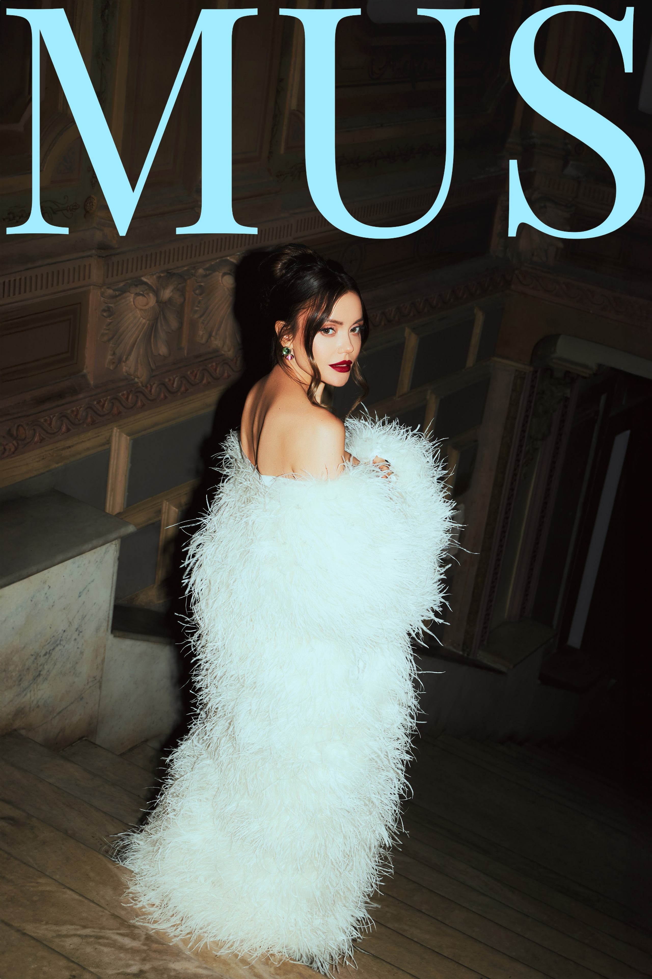 MUS MAGAZINE х Ассоль. Портретный и fashion-фотограф в Москве Елена Бронская