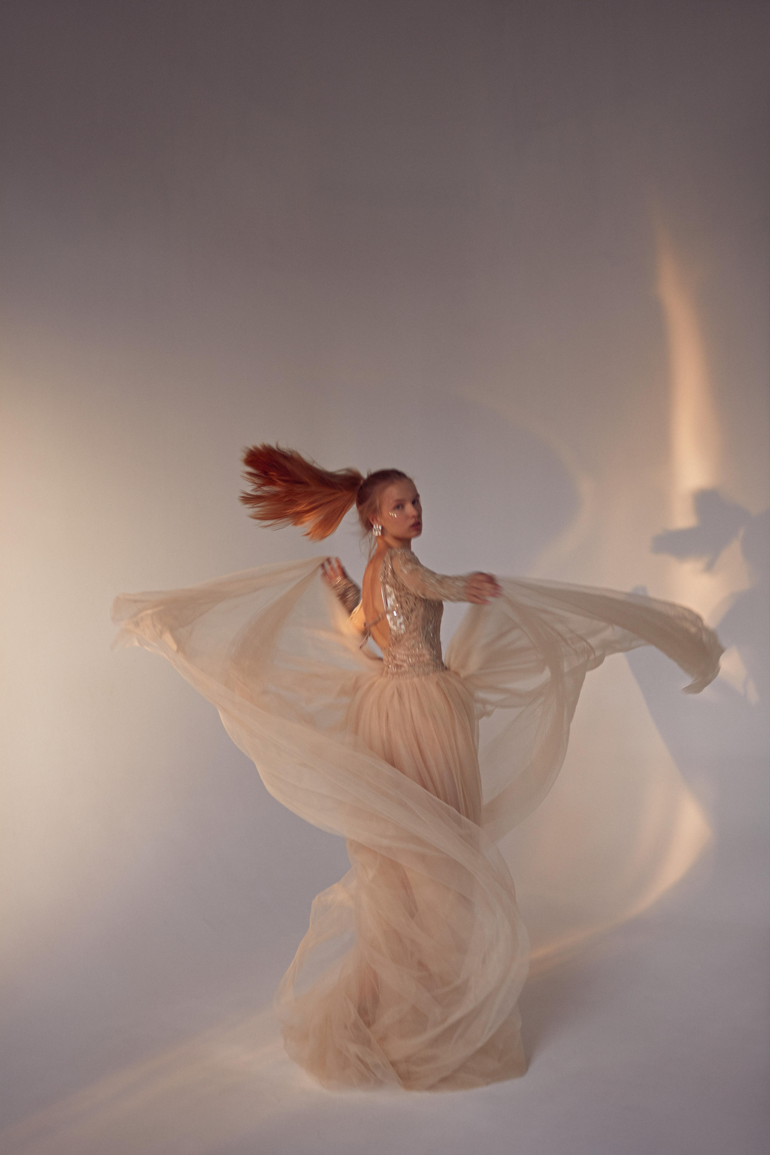 Съемка для L'officiel Baltic. Коммерческий фотограф в Москве Марина Иванькова