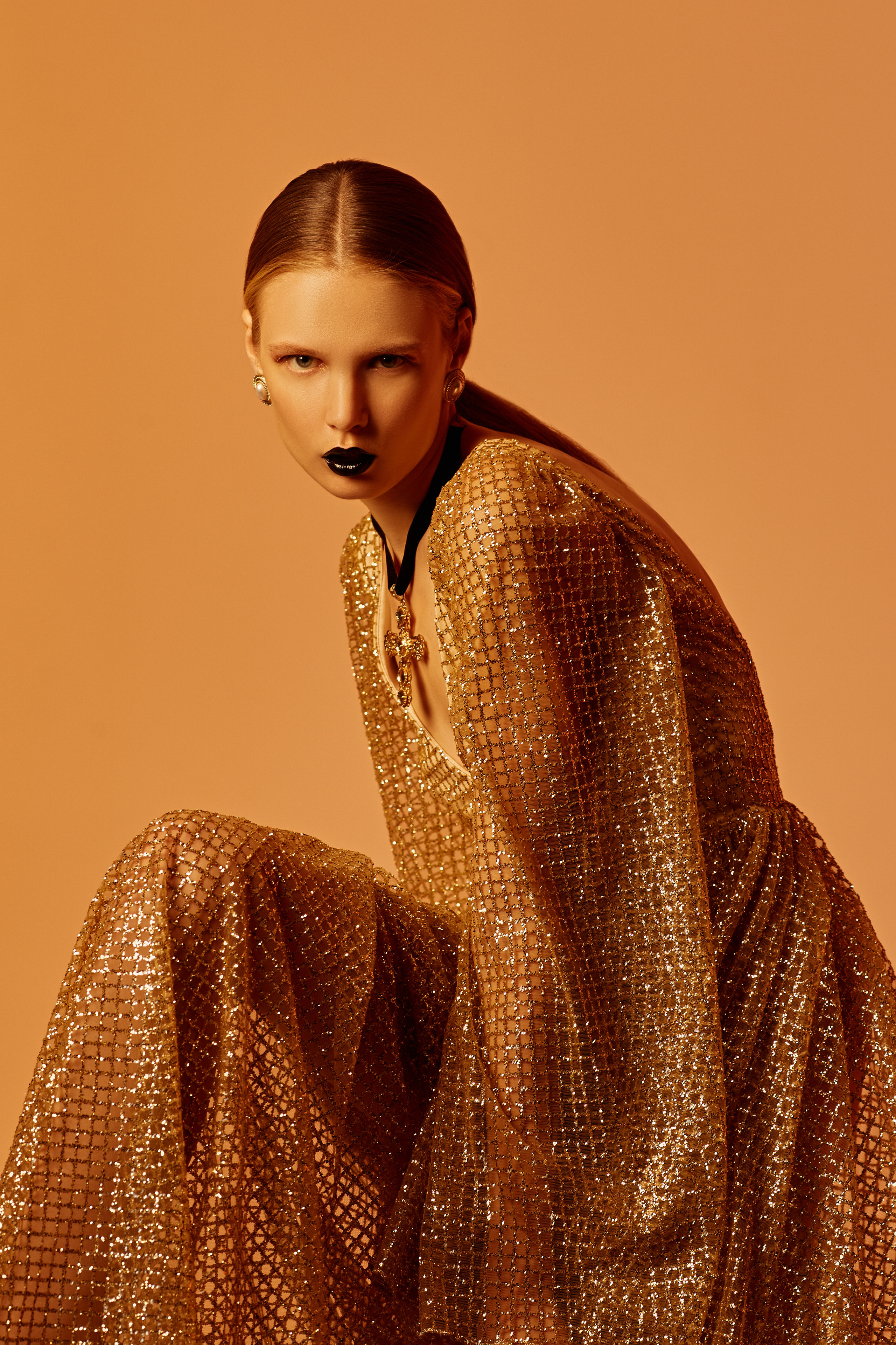 Съемка для L'officiel Baltic. Коммерческий фотограф в Москве Марина Иванькова