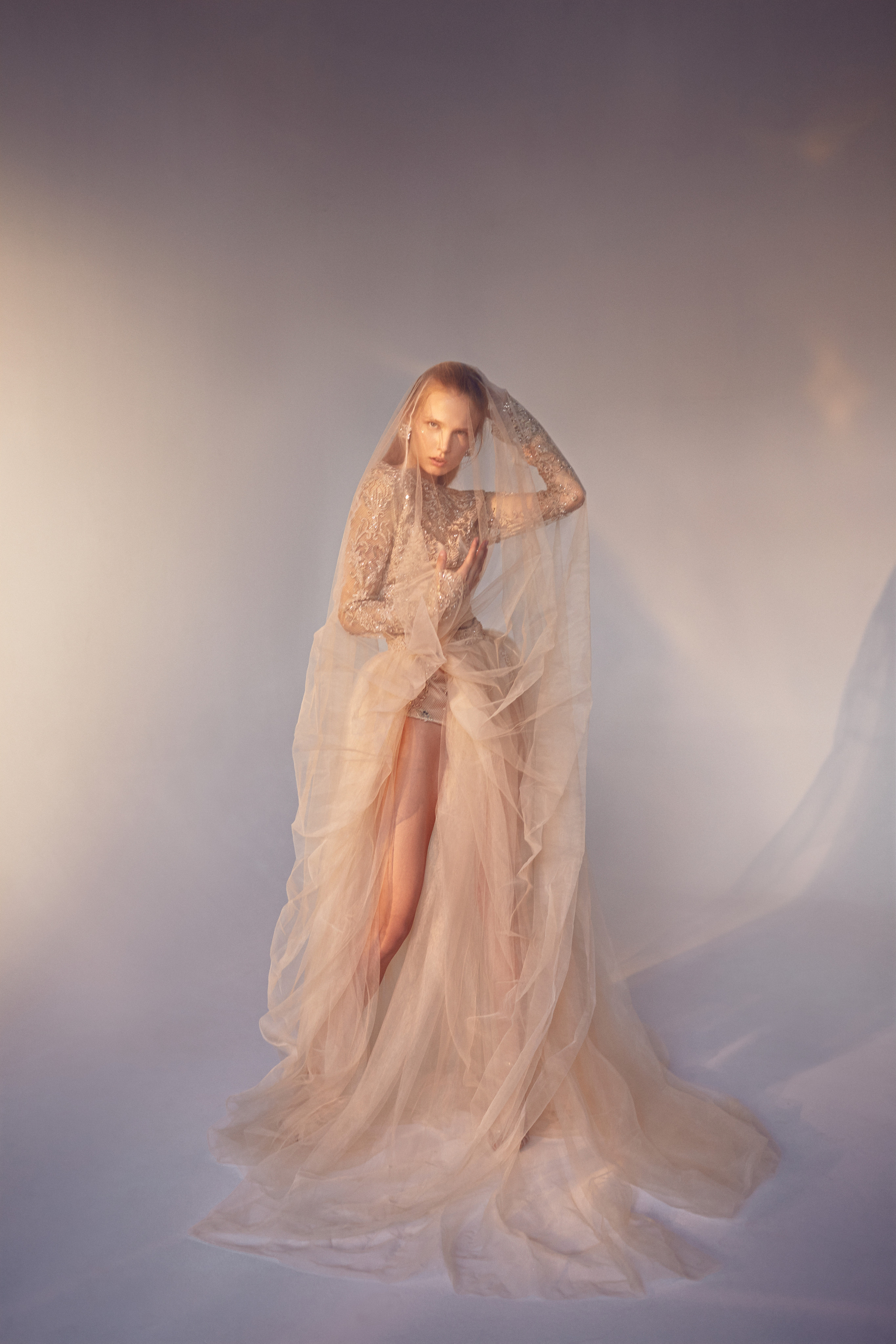 Съемка для L'officiel Baltic. Коммерческий фотограф в Москве Марина Иванькова