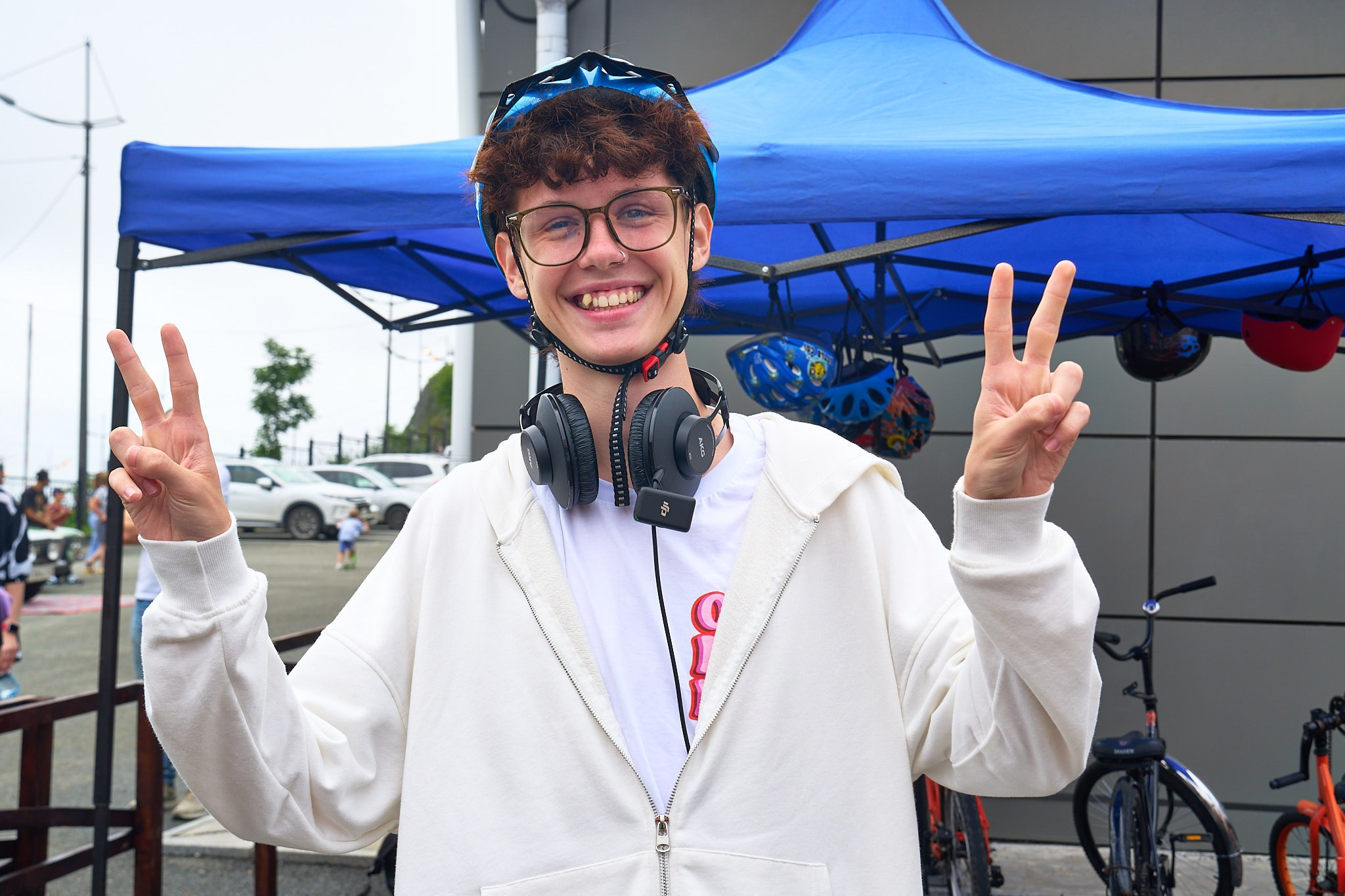 Молодёжный выходной в креативном пространстве. Профессиональный репортажный фотограф Инесса Иминова