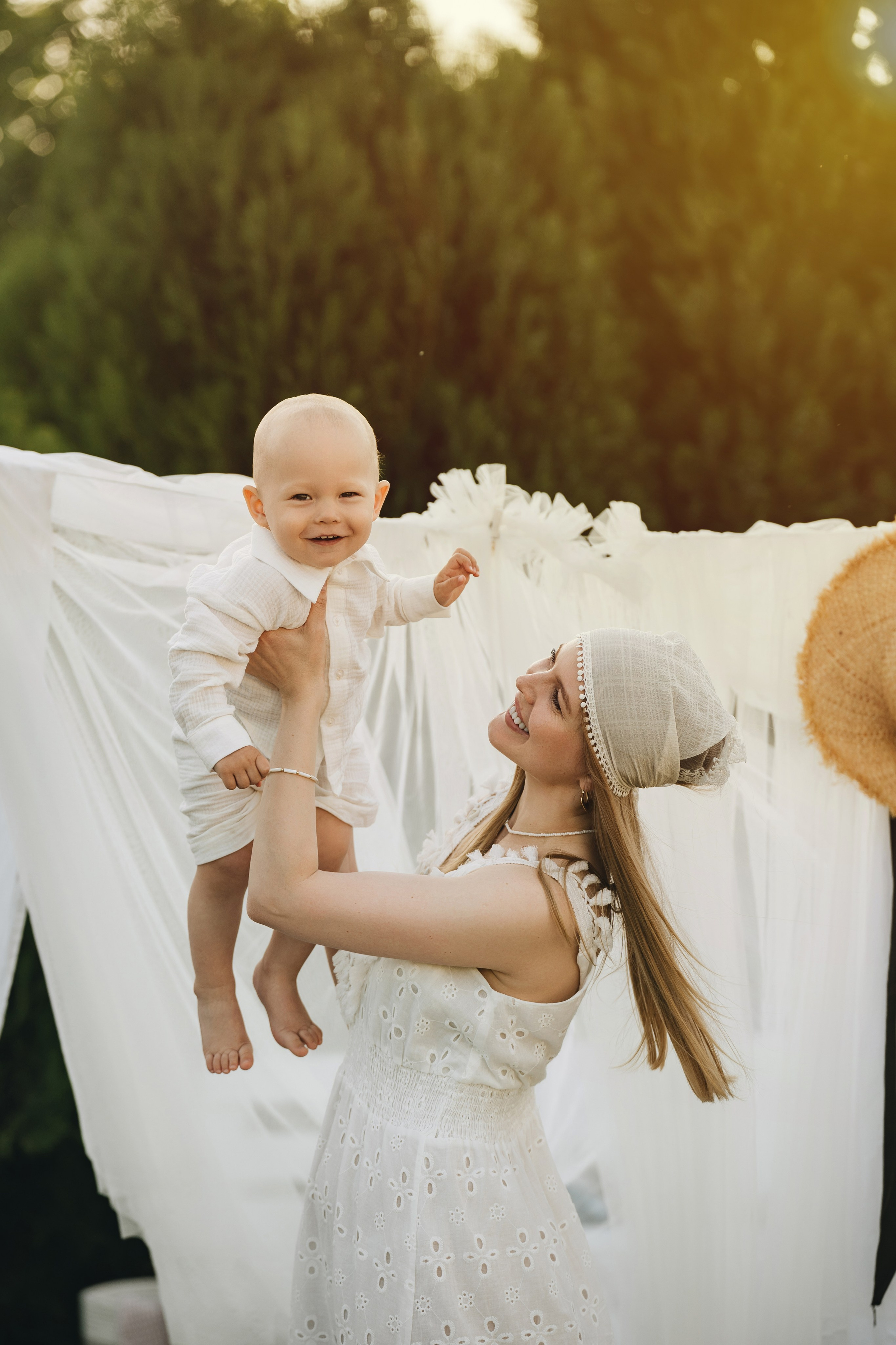 Фотограф Геленджик, Абрау-Дюрсо – Семейный портрет с утятами на закате.