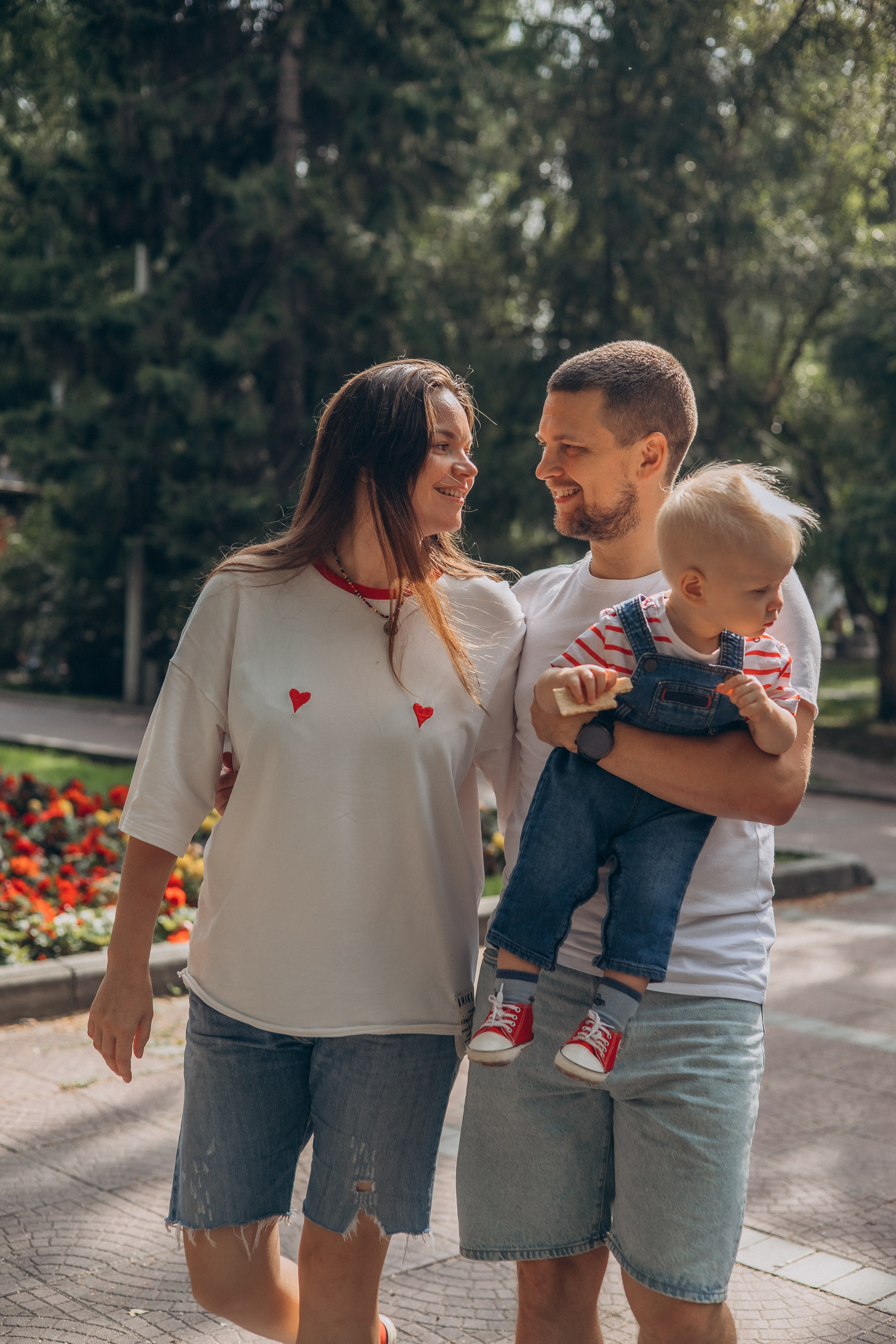 Прогулка в Нарымском сквере. Семейный, детский, женский фотограф в Новосибирске Оля Борисова