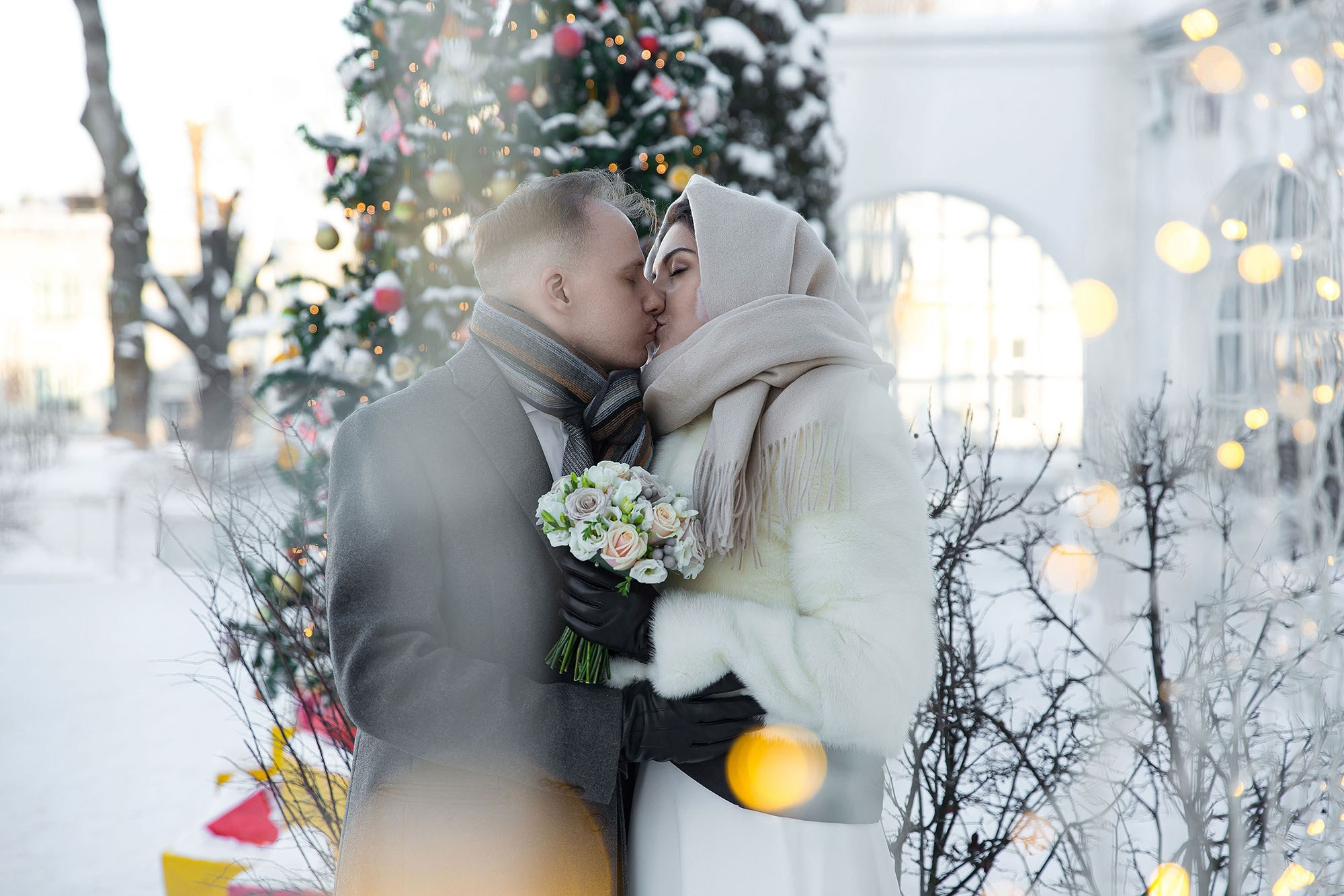 Прогулка, фотосессия жениха и невесты. Свадебная съемка. Фотограф в Москве Валерий Боцман
