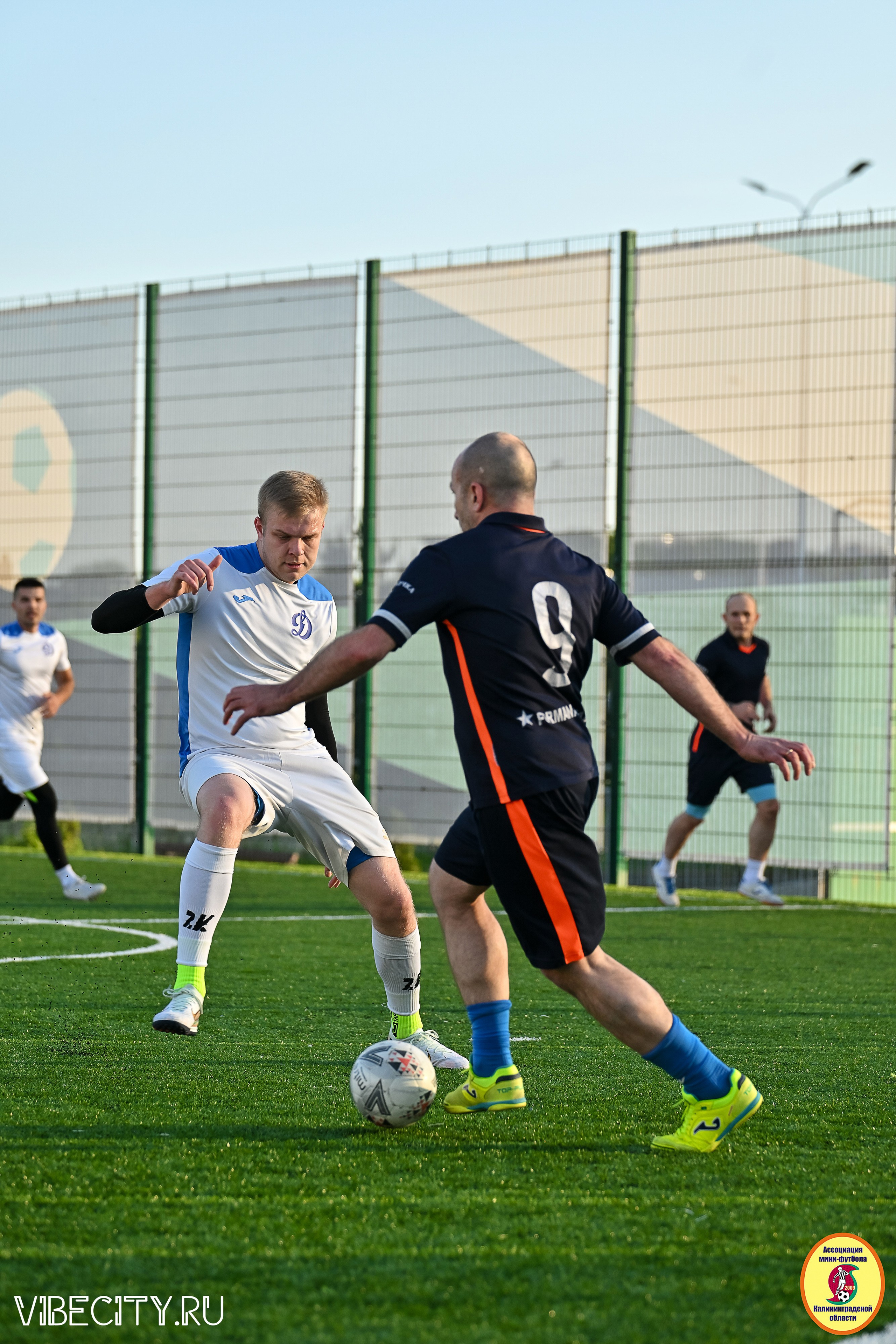 ИГРЫ МИНИ-ФУТБОЛЬНОЙ И КОРПОРАТИВНОЙ ЛИГИ. VIBECITY.RU Вайб Сити Ру Фоторепортажи Фотоотчеты Калининград