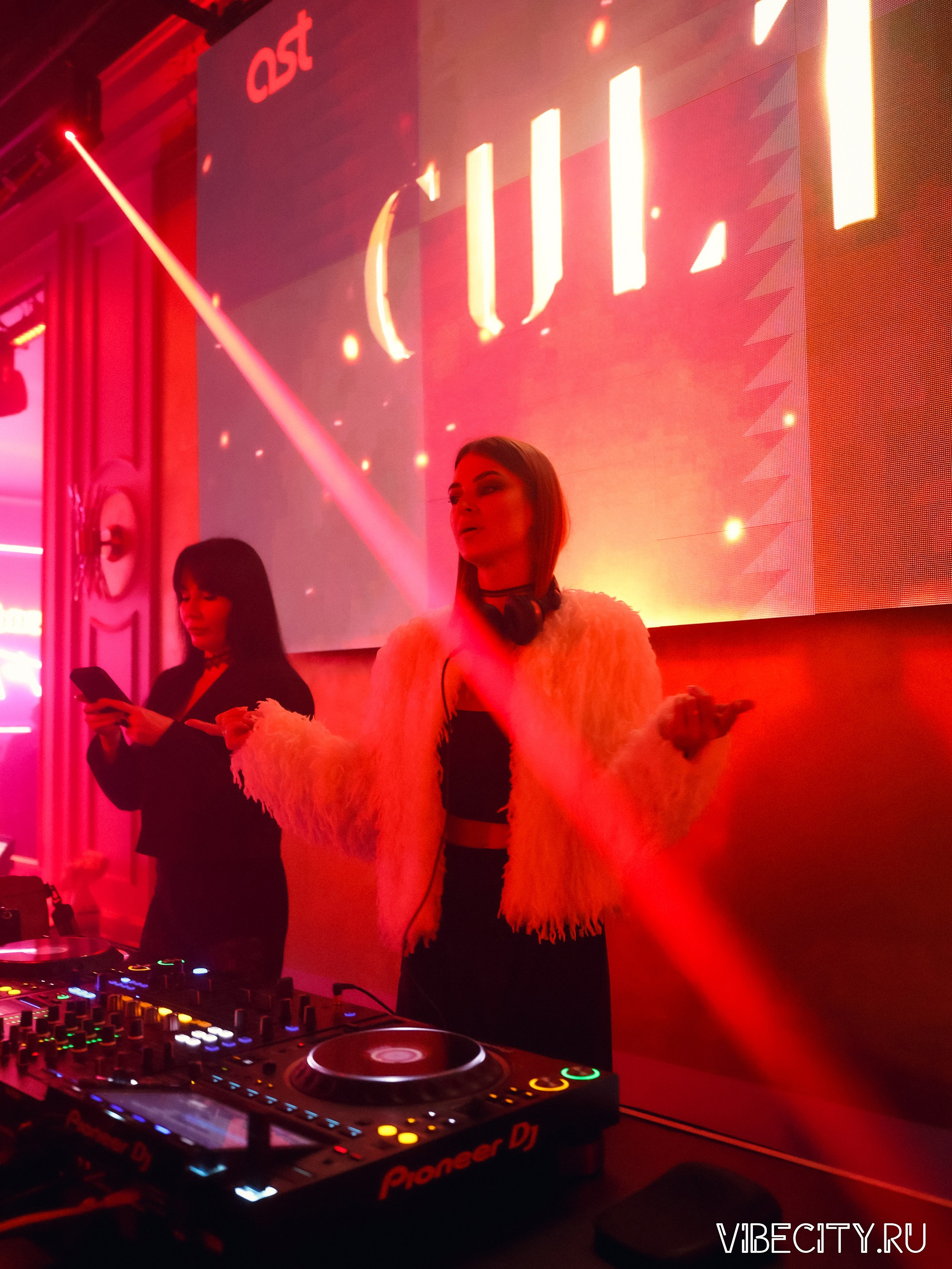 CULT MASQUERADE X GRAND PALACE. VIBECITY.RU Вайб Сити Ру Фоторепортажи Фотоотчеты Калининград