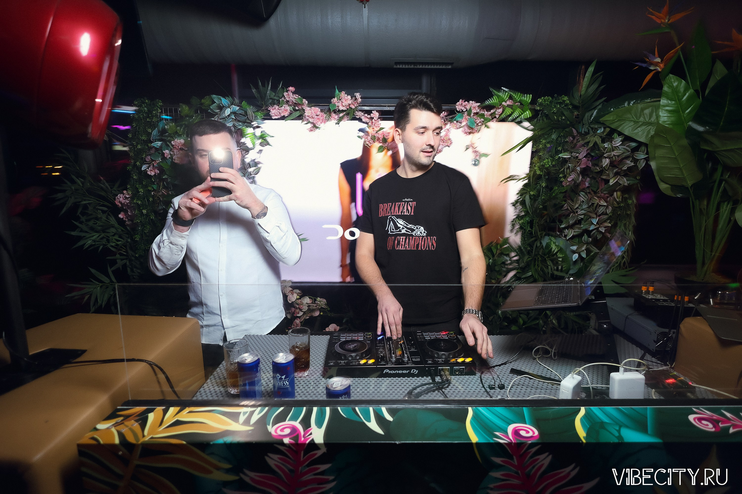 DOUBLE U. VIBECITY.RU Вайб Сити Ру Фоторепортажи Фотоотчеты Калининград